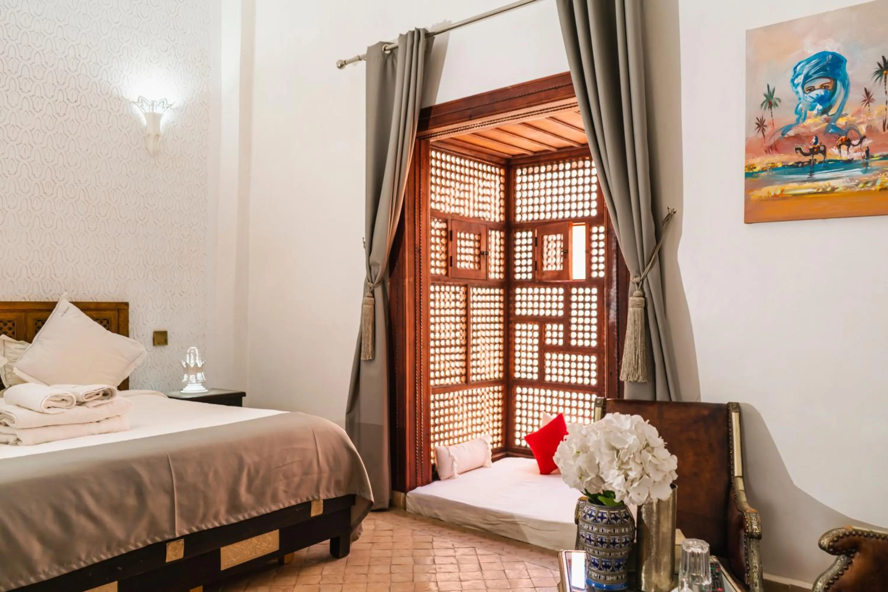 Bed in Palais Aix Kabaj &Spa