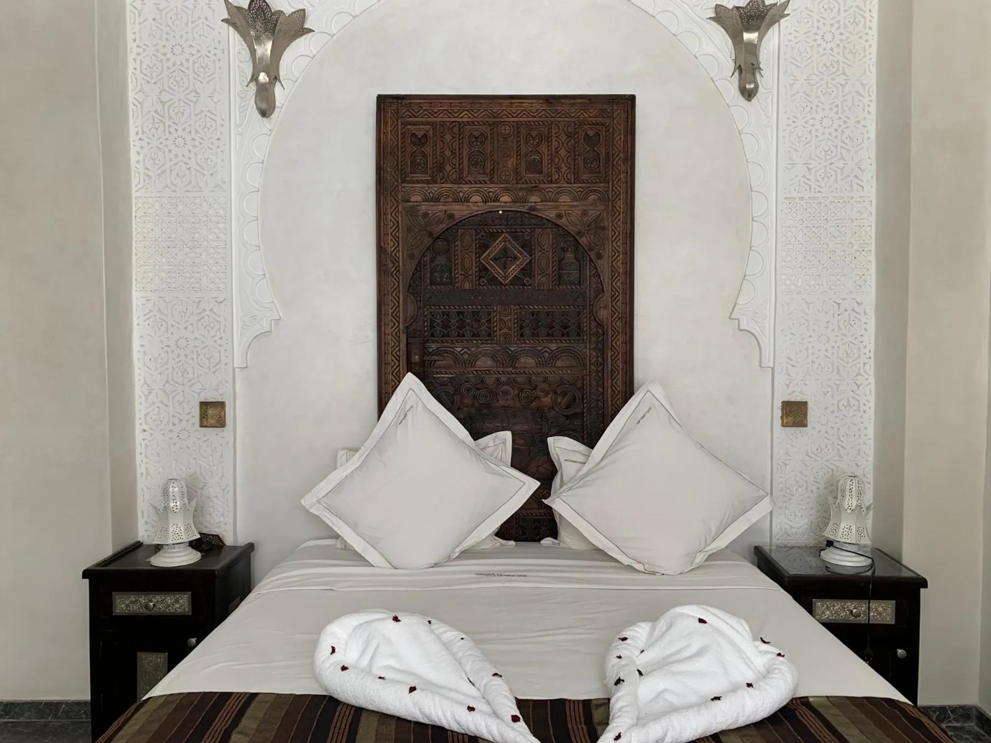 Bed in Palais Aix Kabaj &Spa