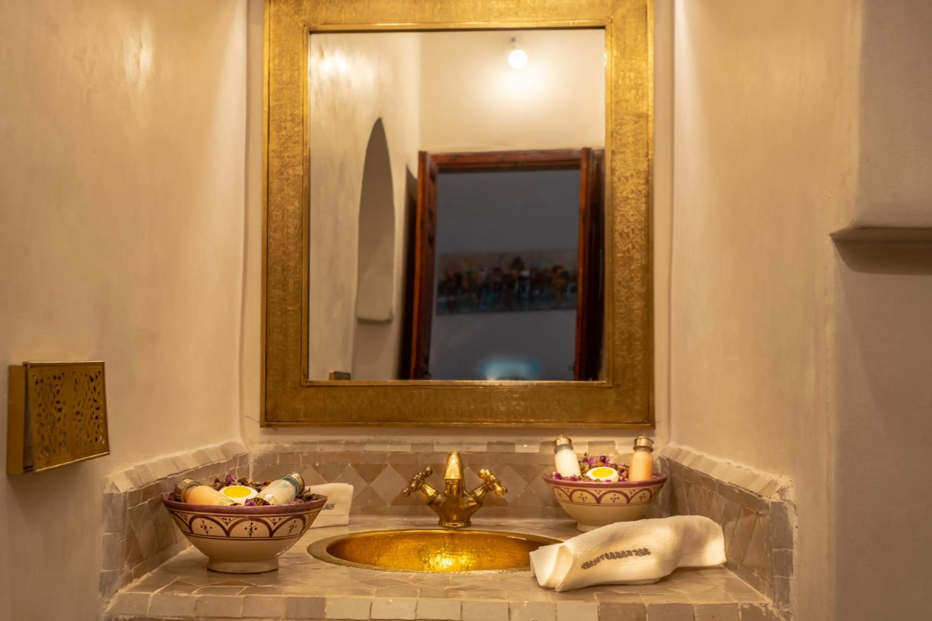 Bathroom in Palais Aix Kabaj &Spa