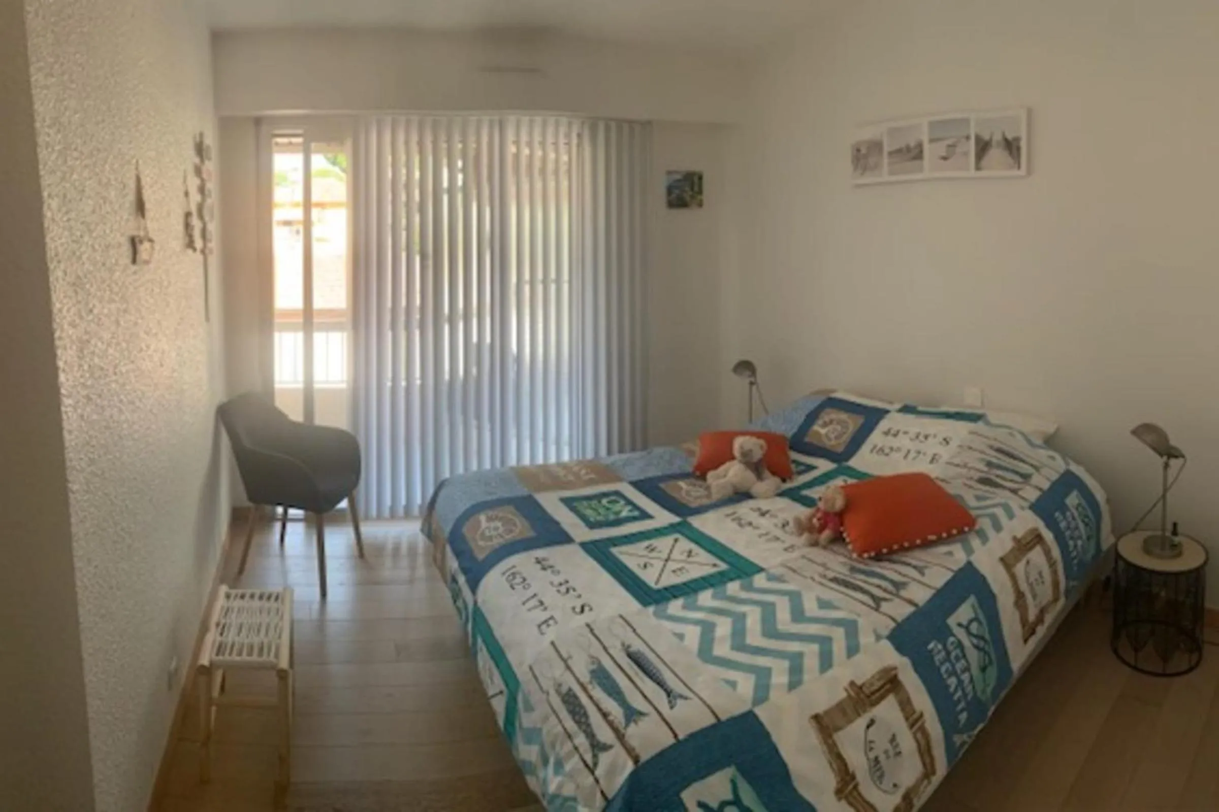 Bed in Lovely cosy nest close to the centre of Cannes