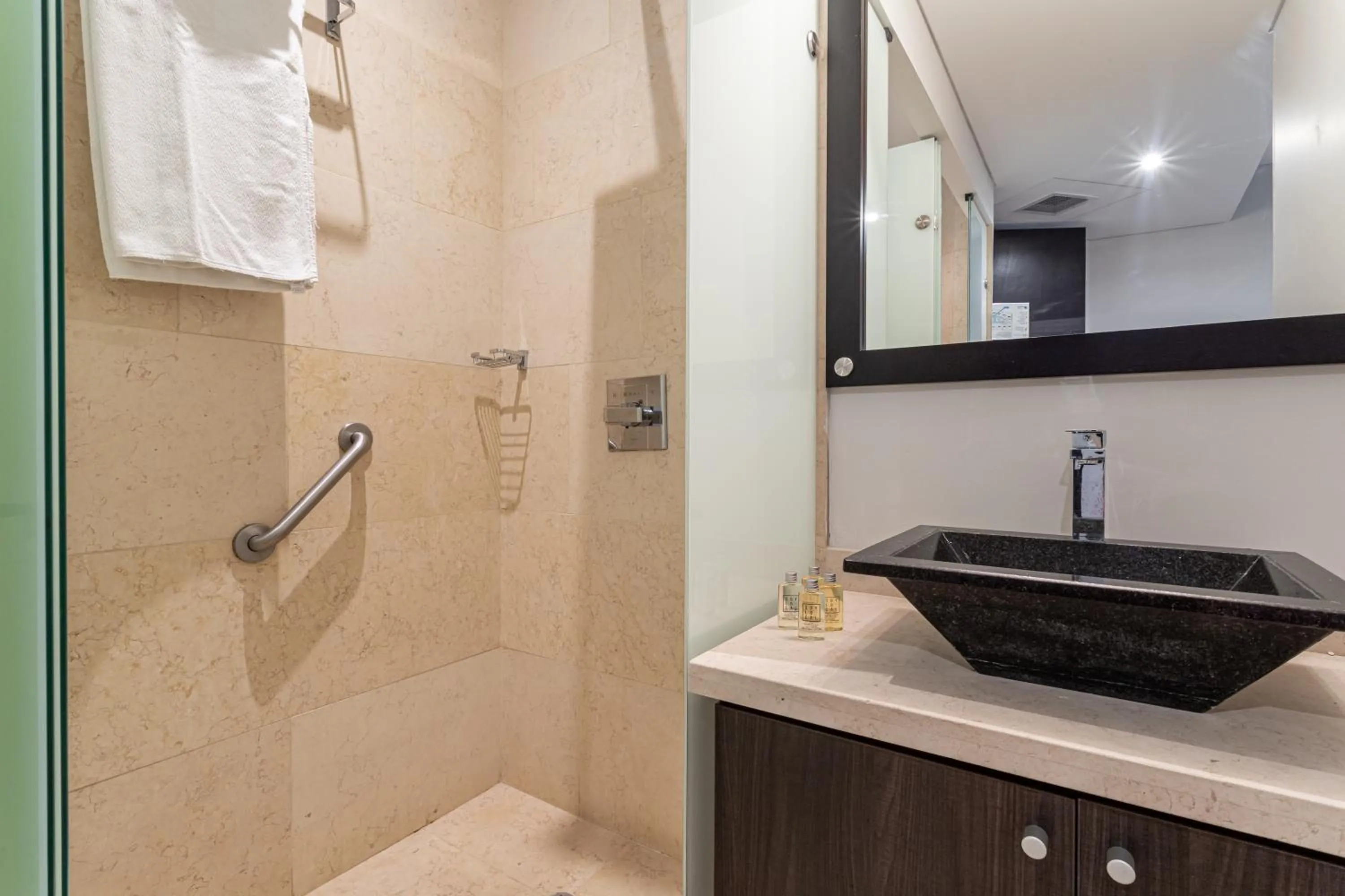 Shower in Soy Local Usaquen