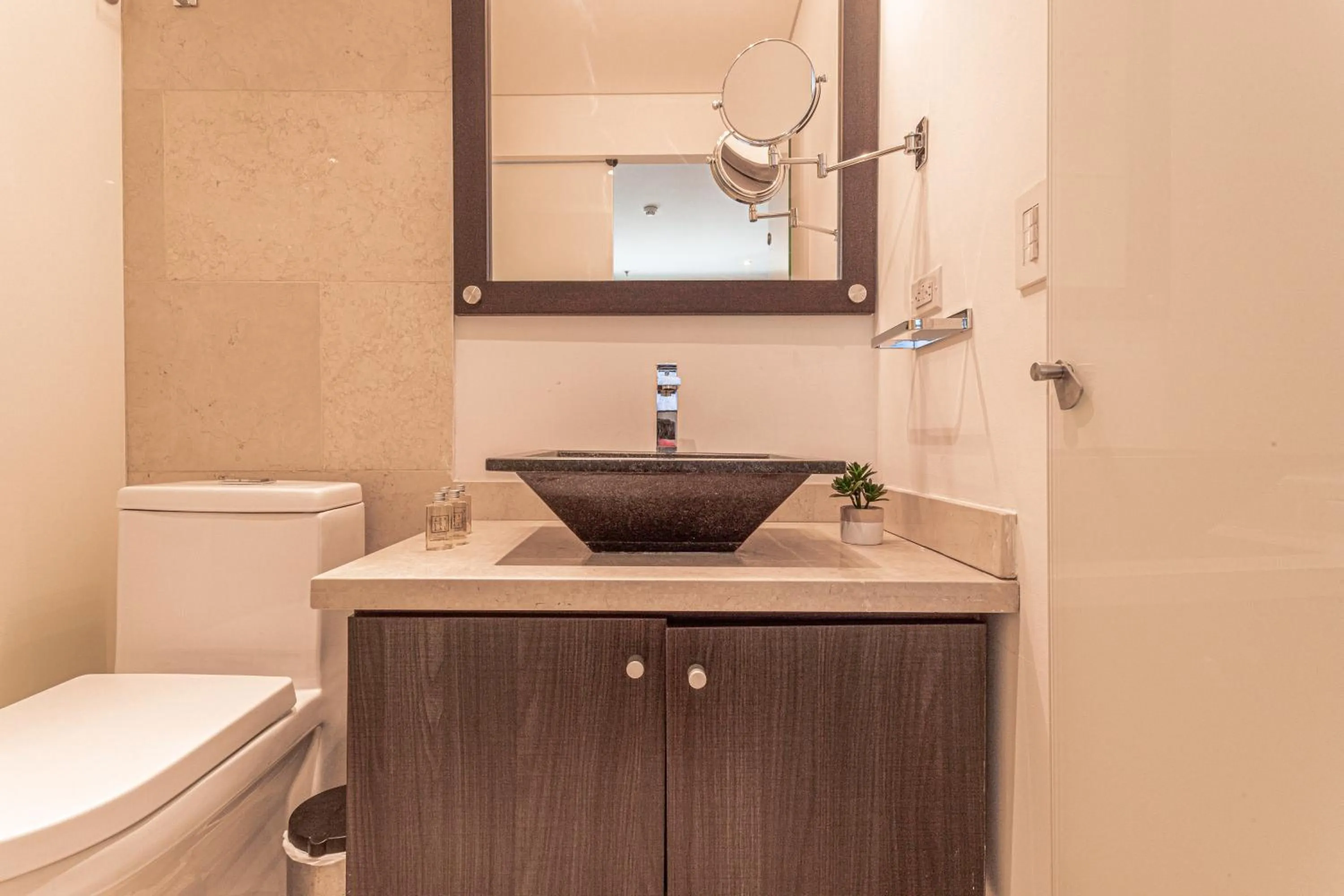 Toilet in Soy Local Usaquen