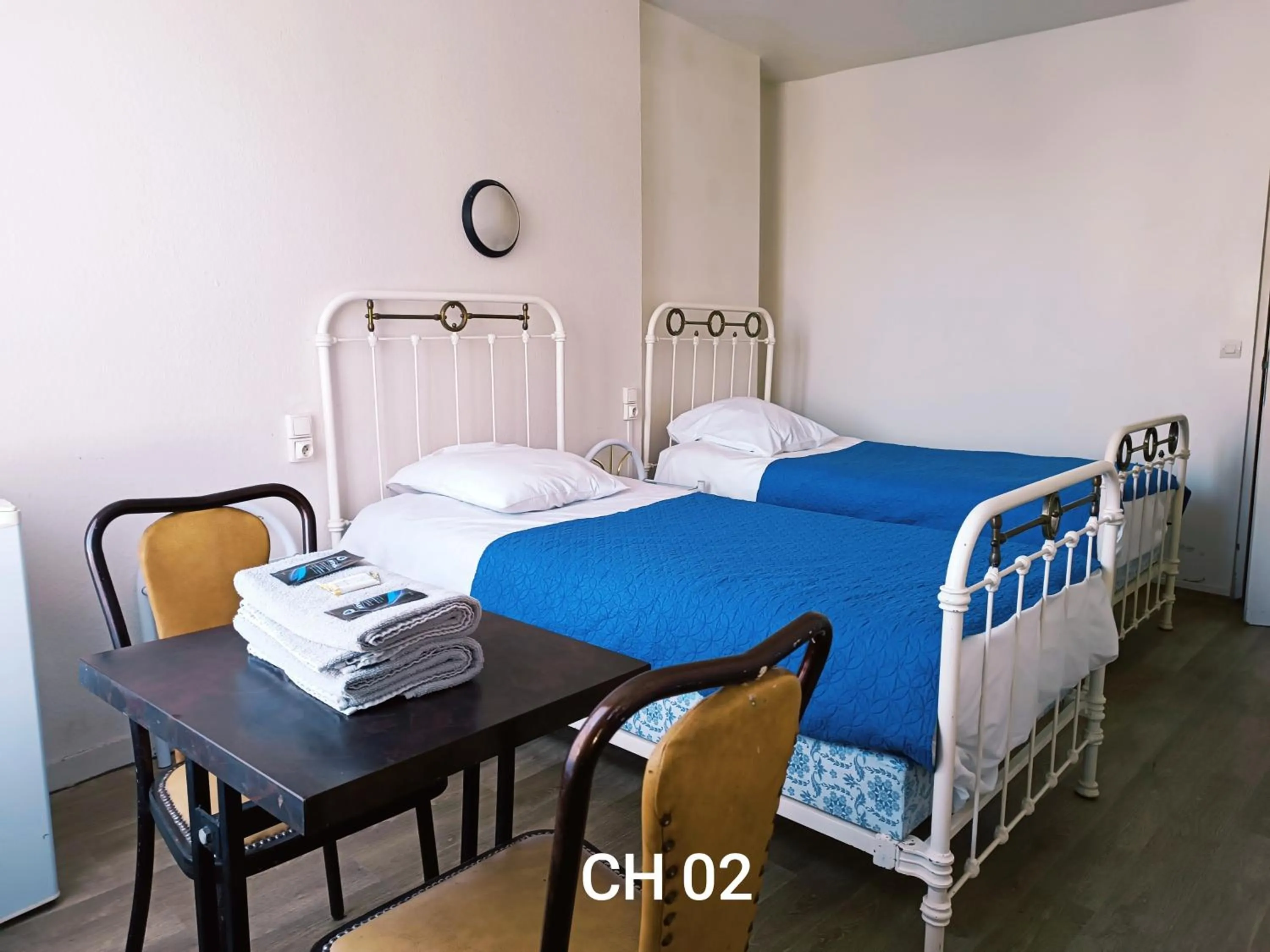 Bed in HOTEL LE FONTENOY