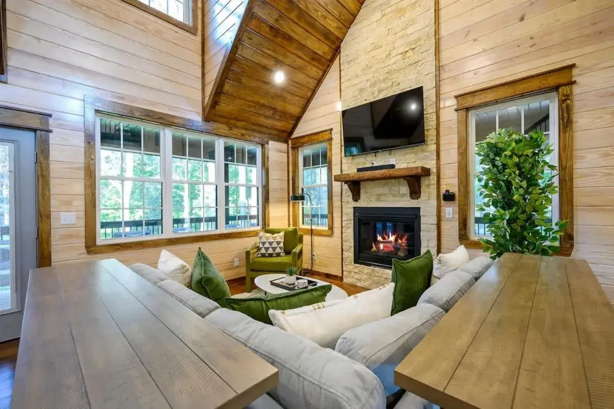 Family-friendly Broken Bow Cabin - Spa, Game Room Family-friendly Broken Bow Cabin - Spa, Game Room