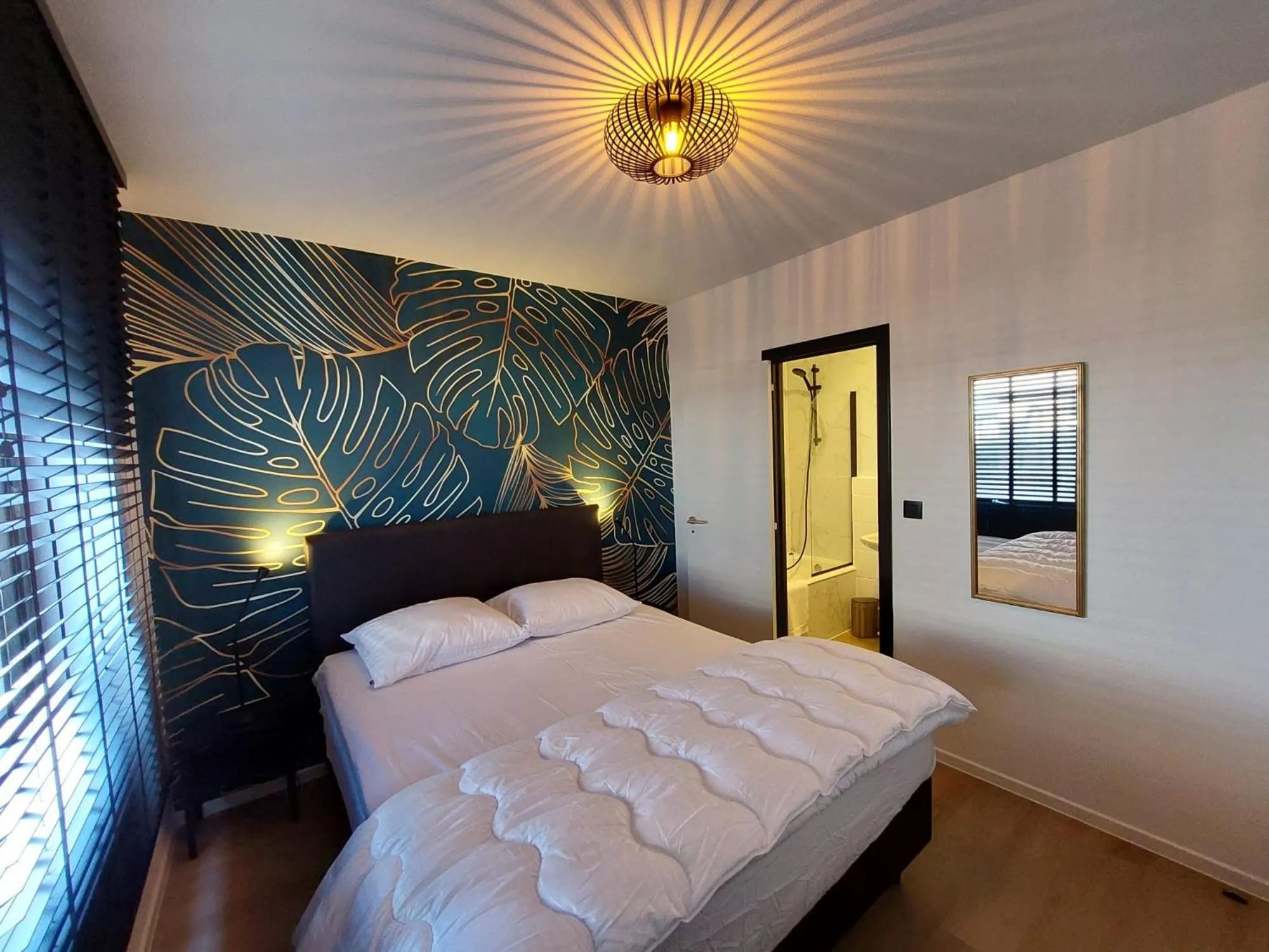 Bedroom, Bed in The Vans