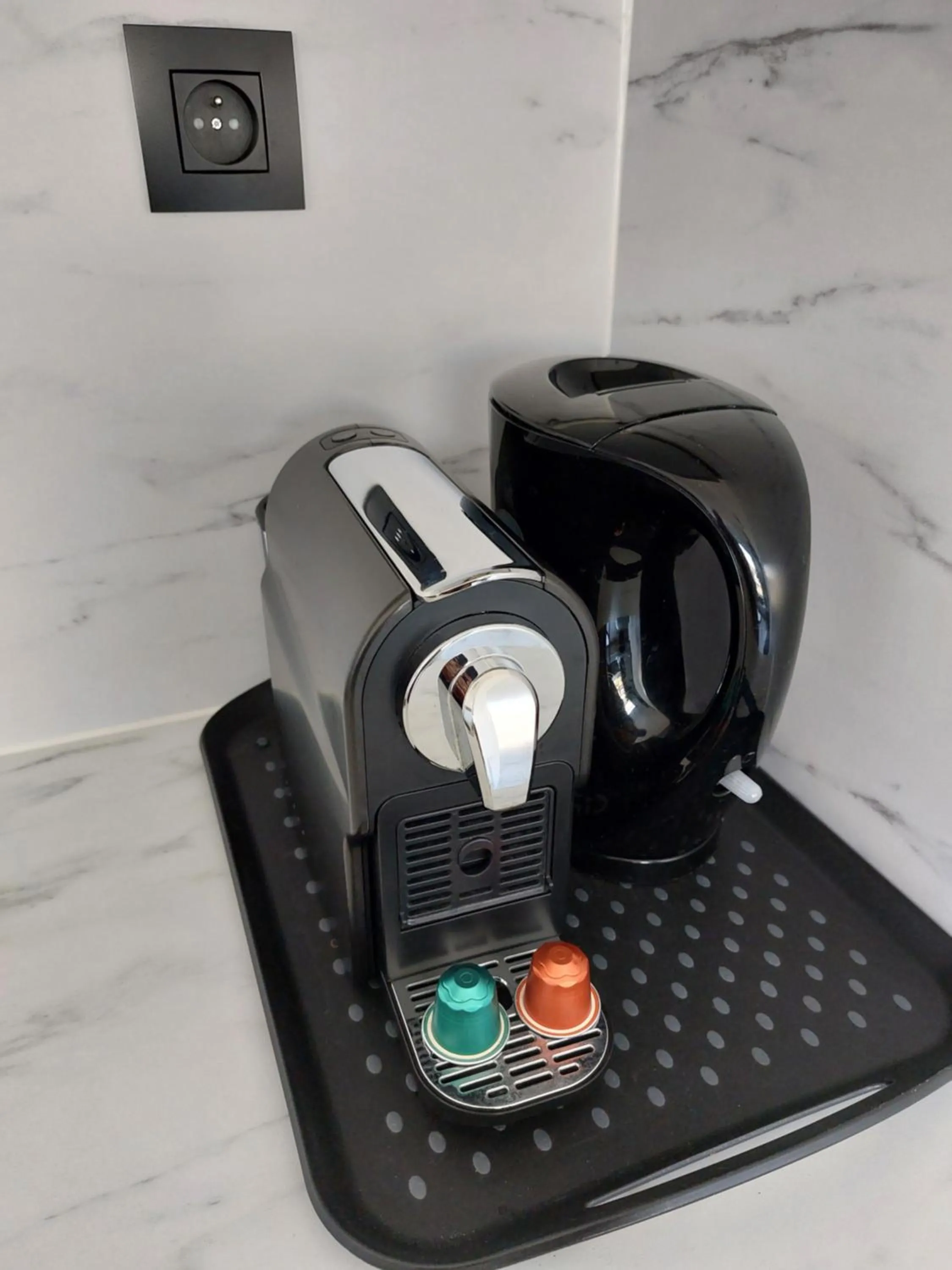 Coffee/tea facilities in The Vans