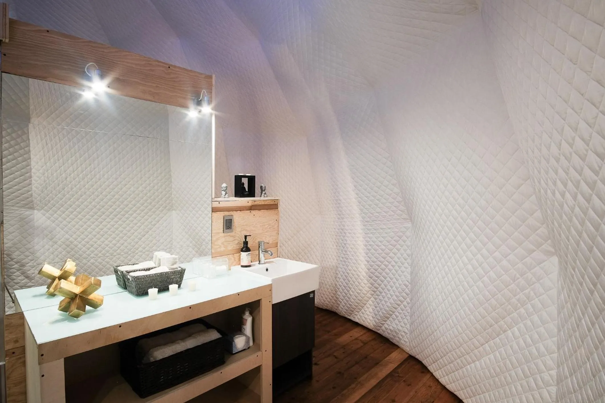 Bathroom in Casa Domo Glamping by BajaHomeStays