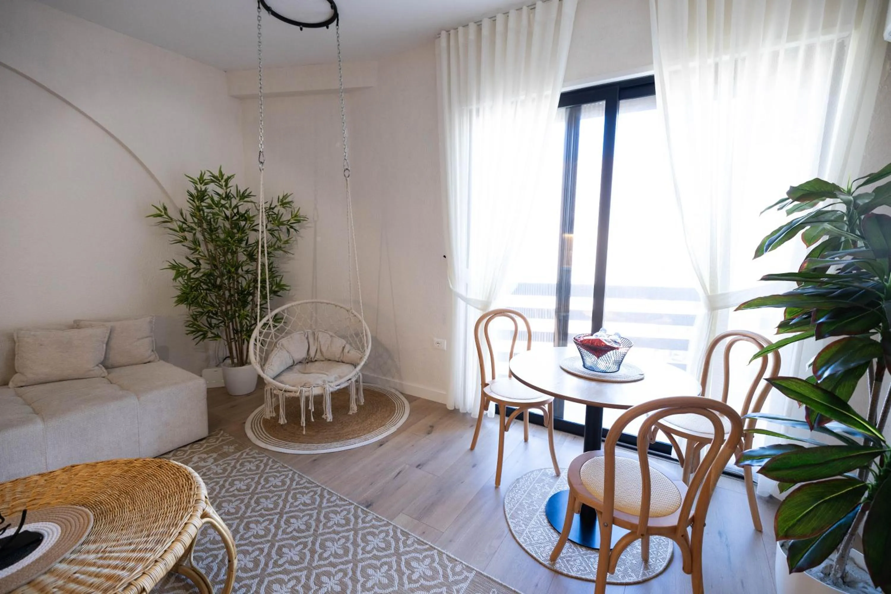 Living room in Boho Central Apartment