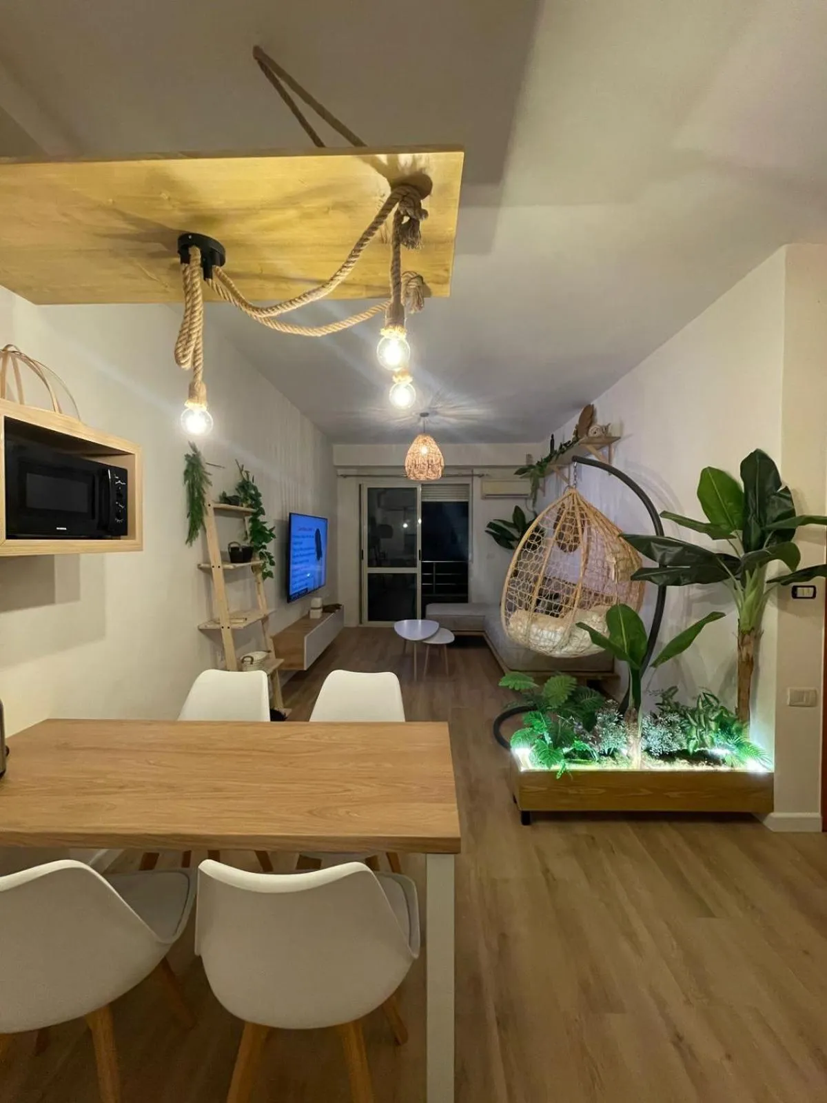 Living room in Boho Central Apartment