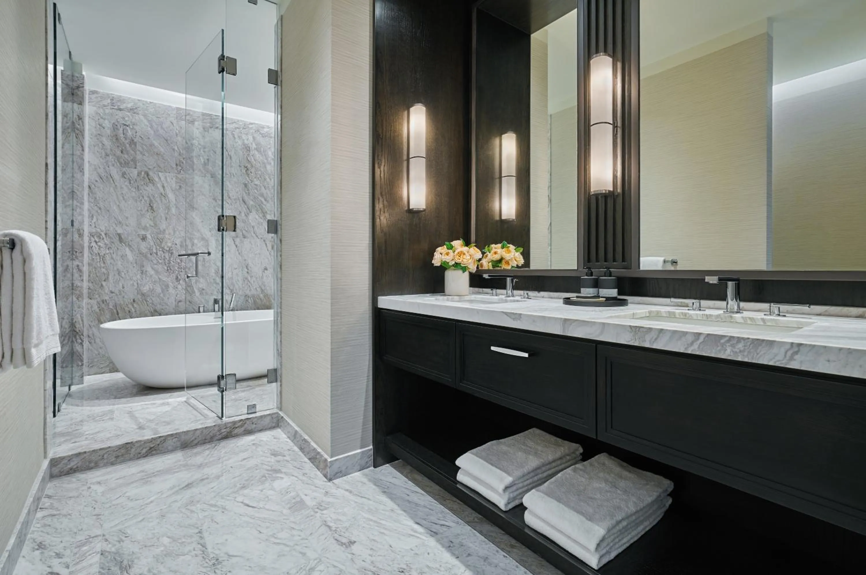 Bathroom in Pendry Newport Beach