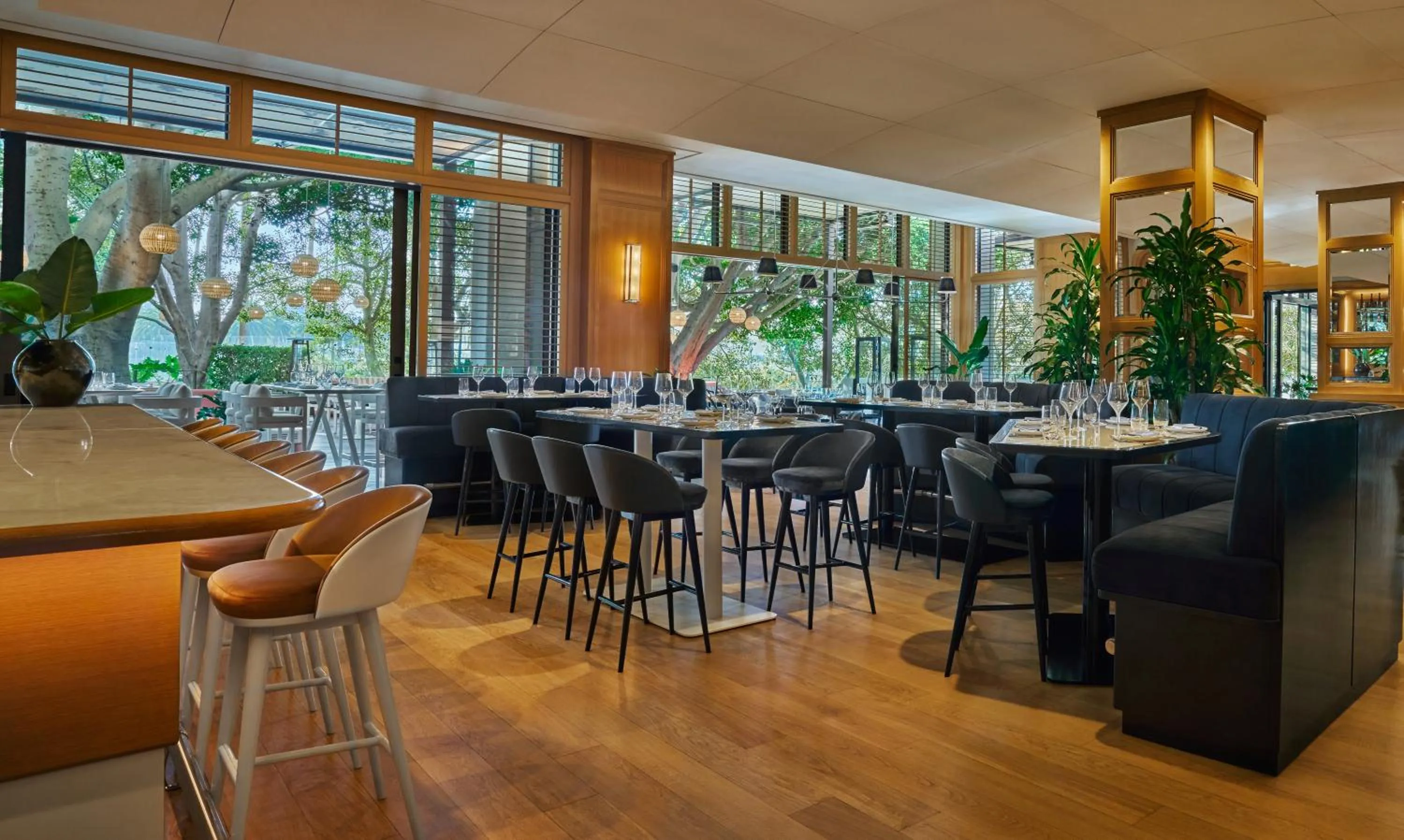 Lounge or bar in Pendry Newport Beach