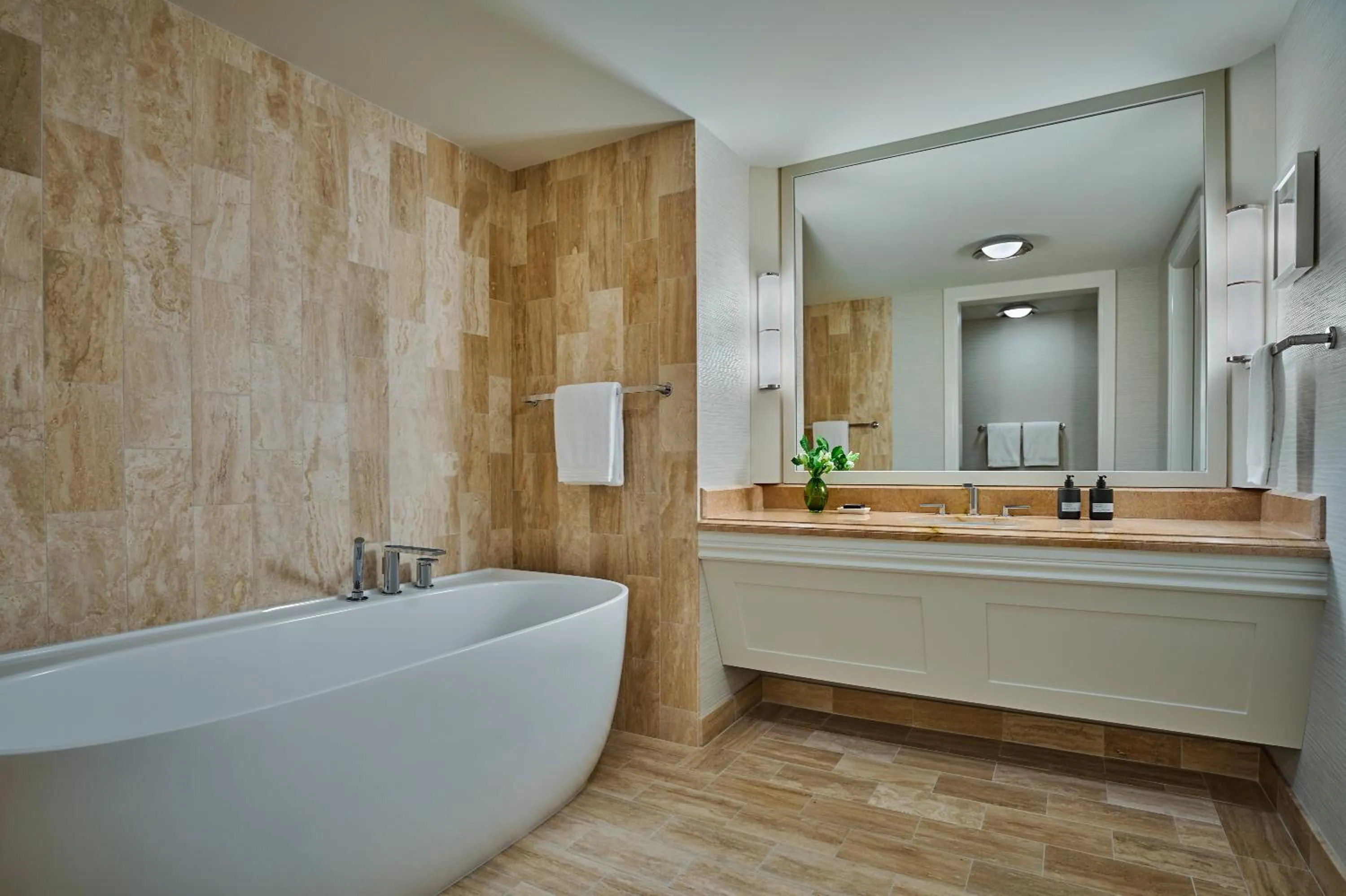 Bathroom in Pendry Newport Beach