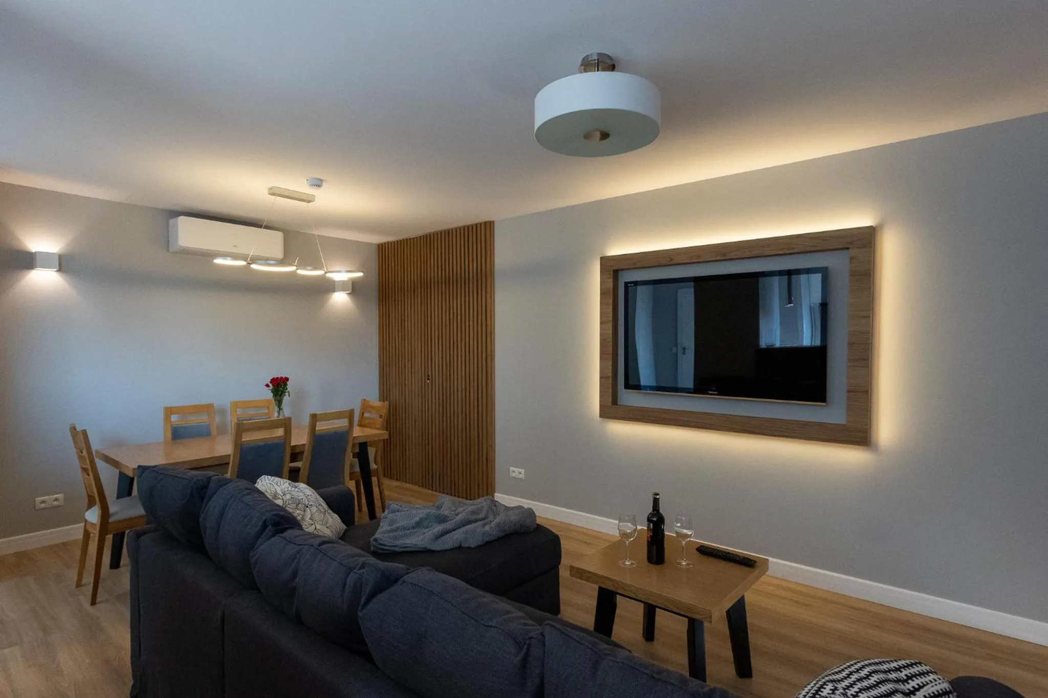 Ostróda City Center Top floor lake view & balcony apartment