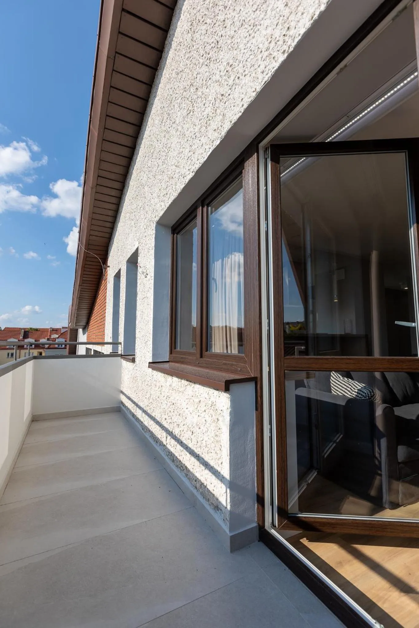 Ostróda City Center Top floor lake view & balcony apartment