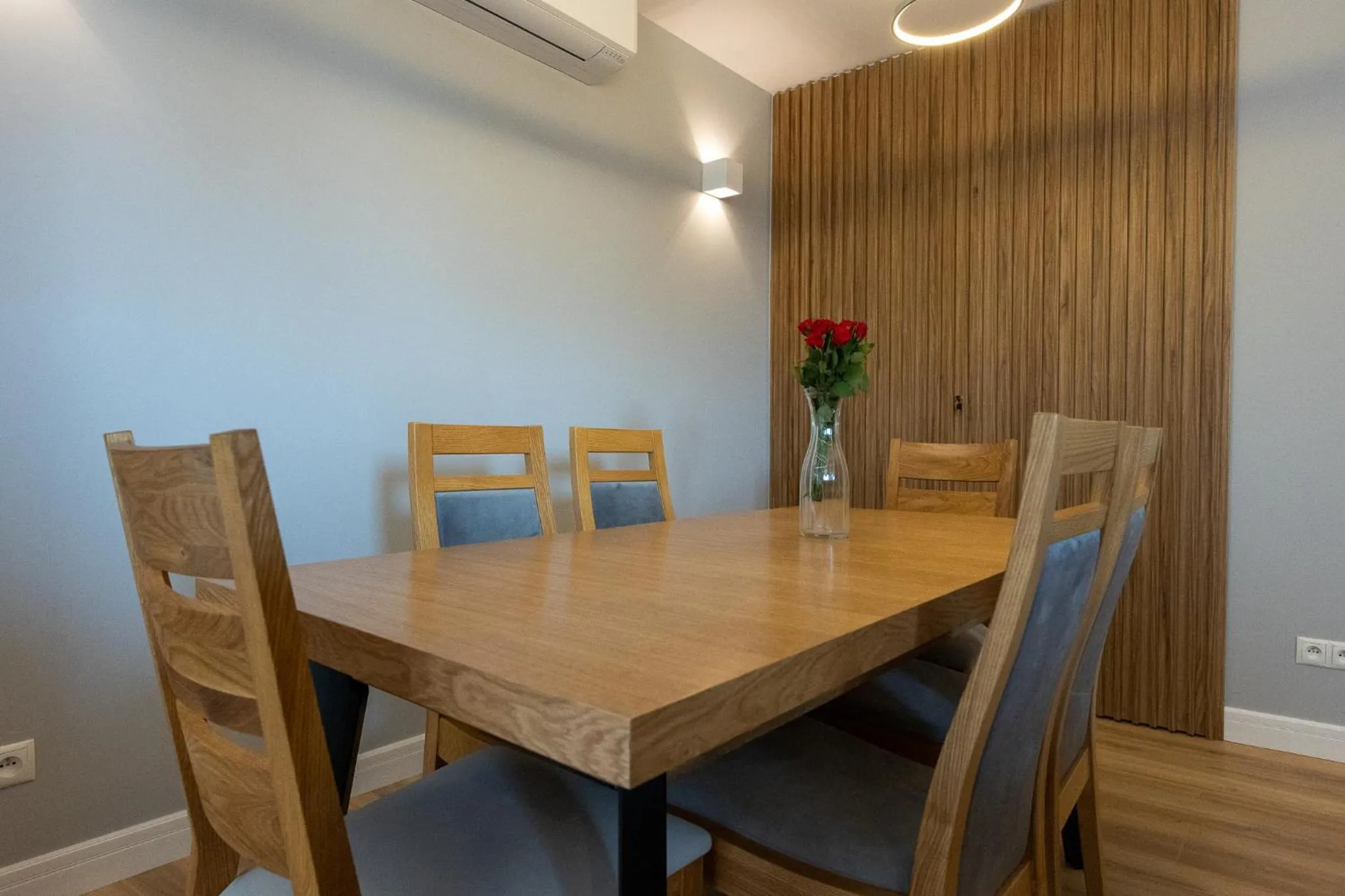 Ostróda City Center Top floor lake view & balcony apartment