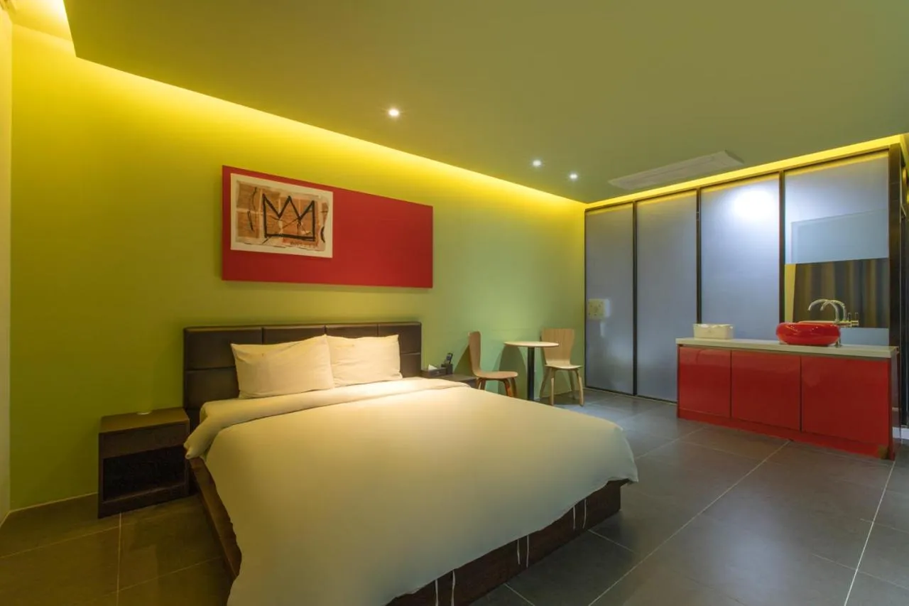 Bed in Incheon Pentastar Hotel