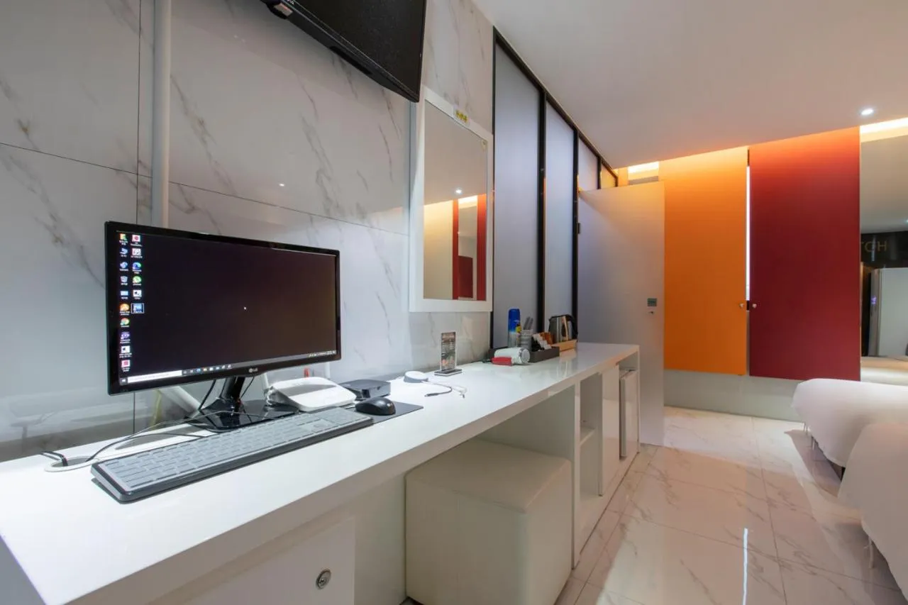 Bed in Incheon Pentastar Hotel