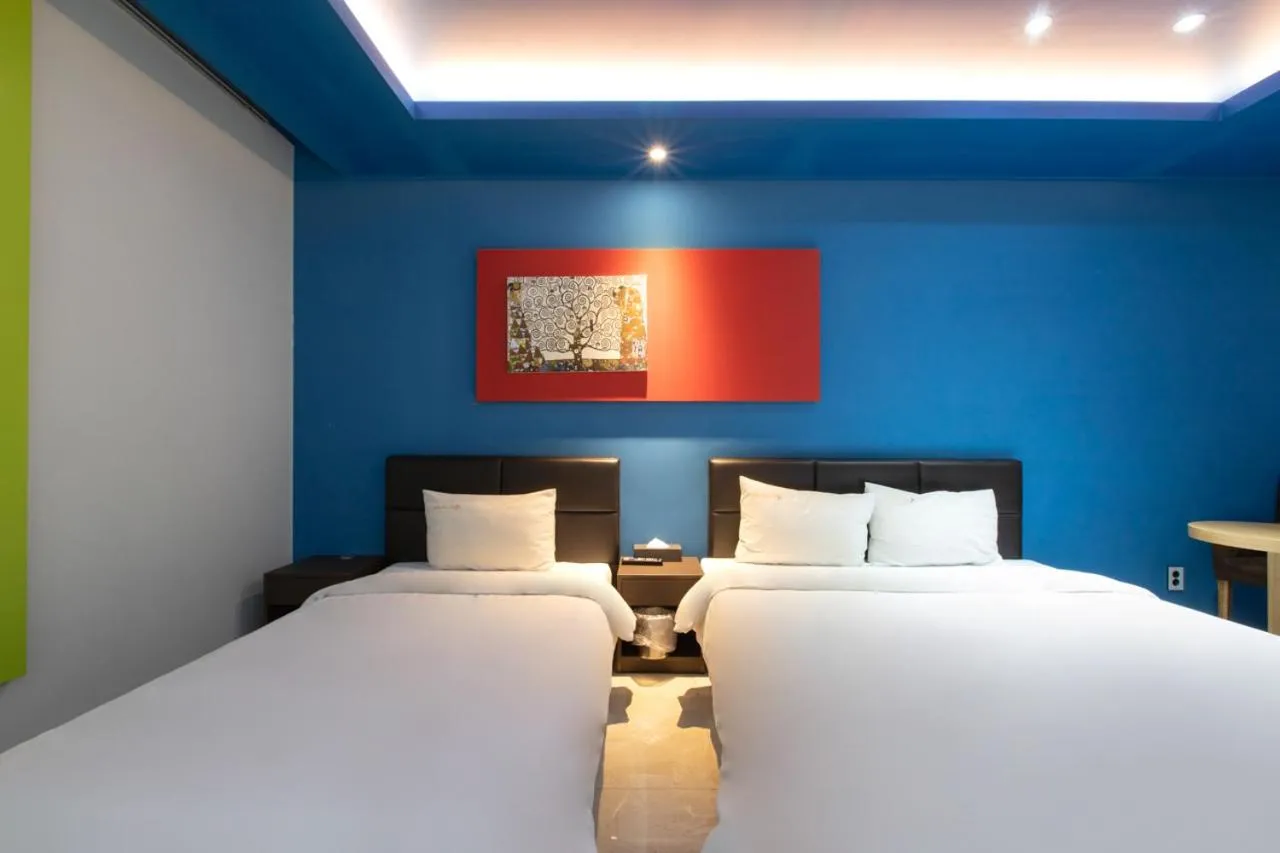 Bed in Incheon Pentastar Hotel