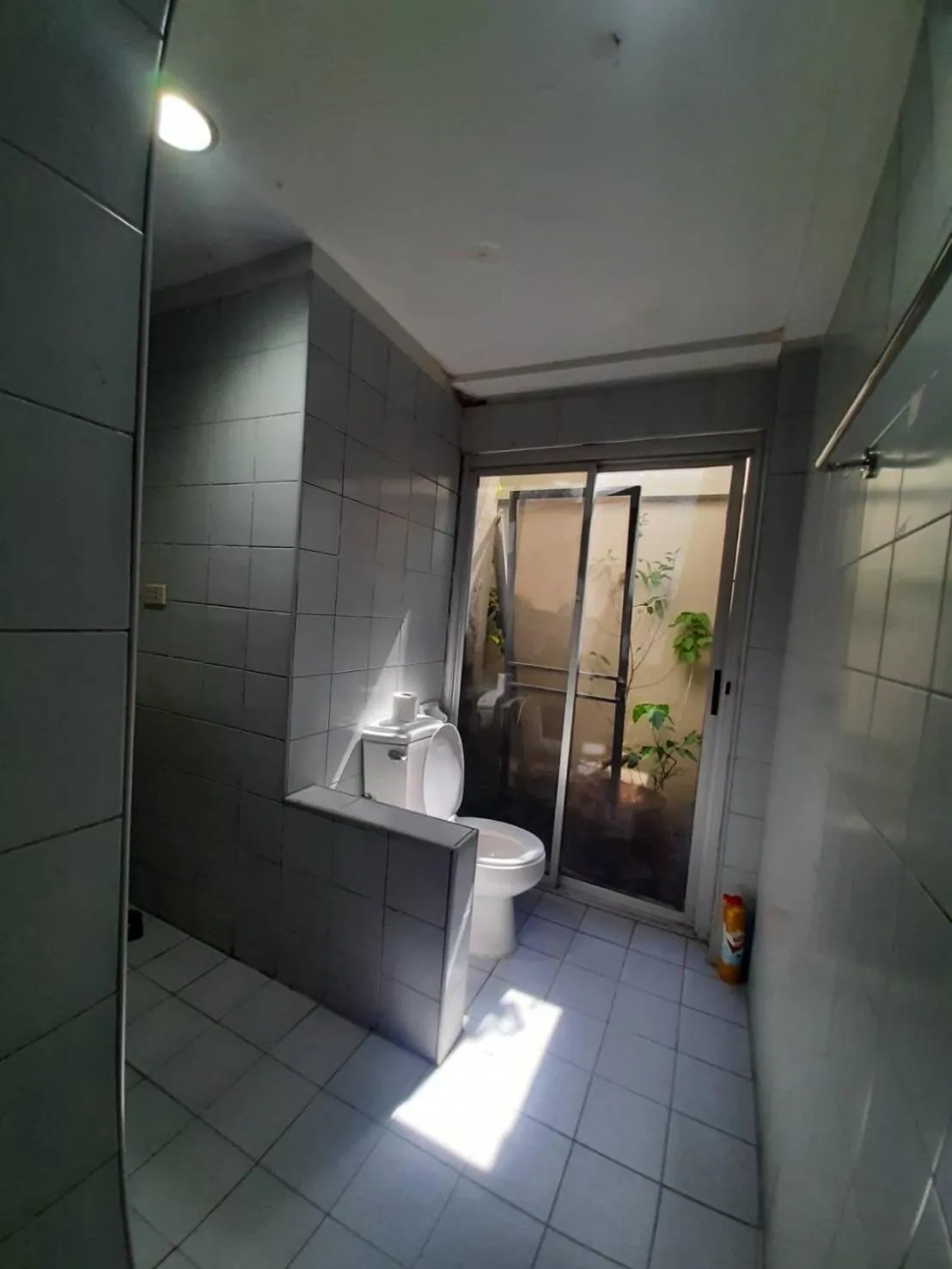 Toilet in สถานตากอากาศบางปู สมุทปราการ Bang Pu Recreation Center Samut Prakan