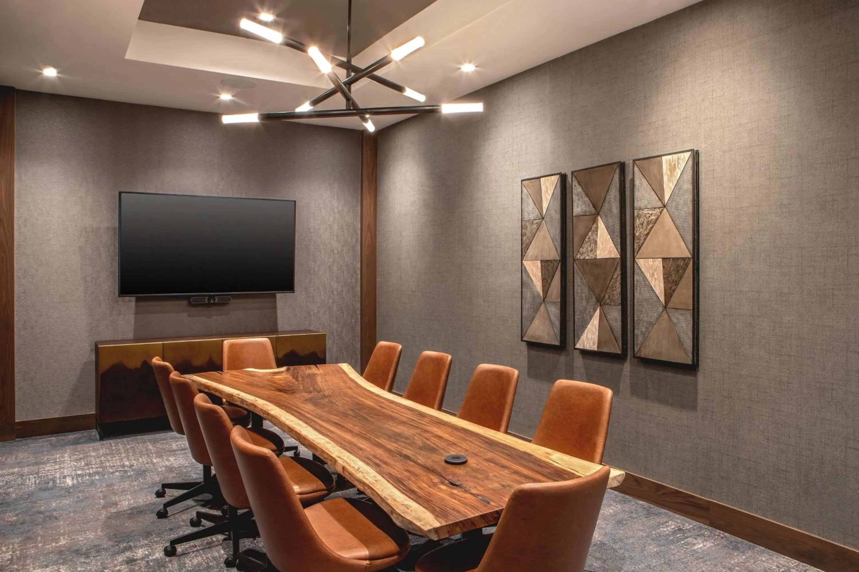 Meeting/conference room in The Artisan at Tuscan Village, Salem, NH, a Tribute Portfolio Hotel