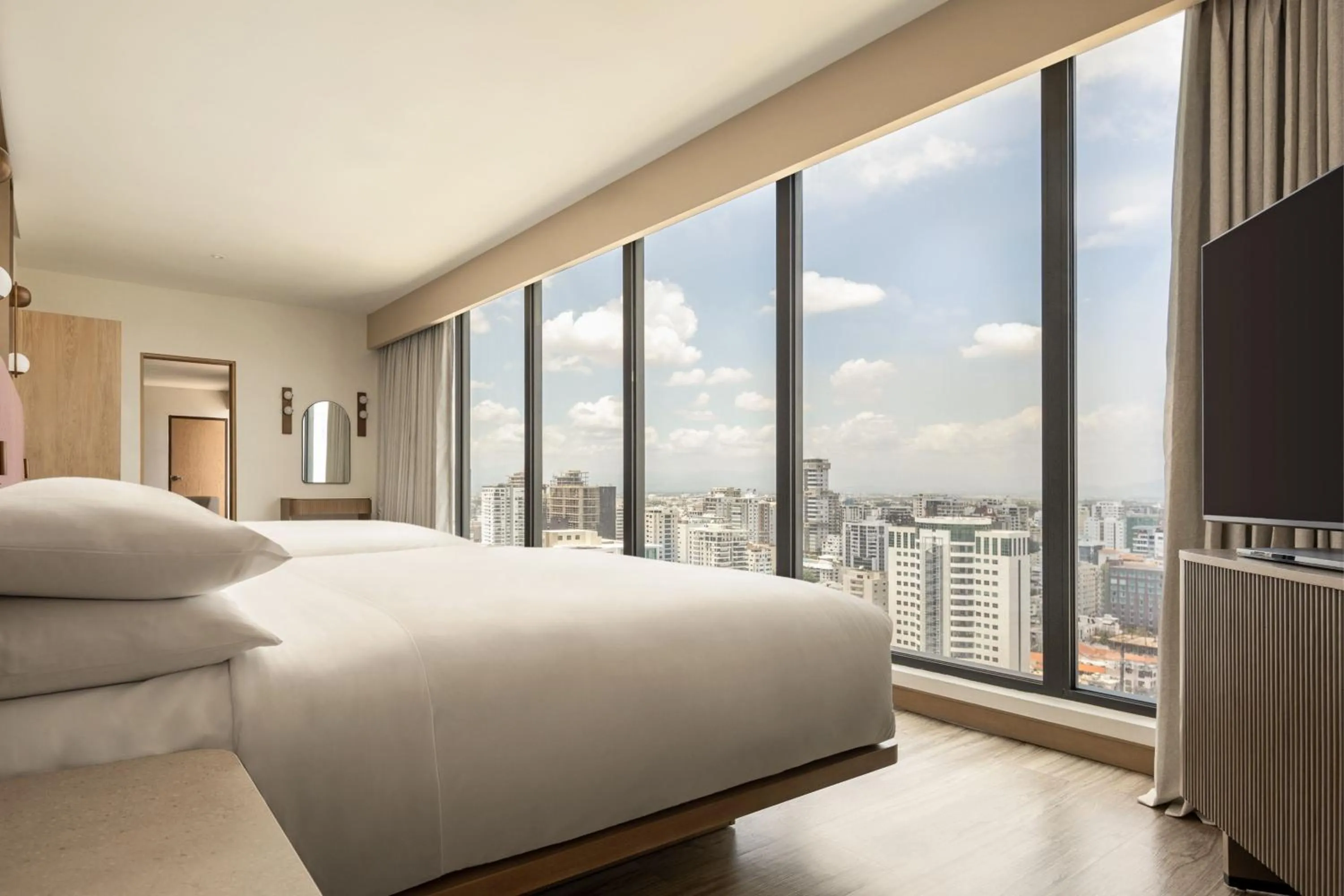 Photo of the whole room, Bed in Santo Domingo Marriott Hotel Piantini