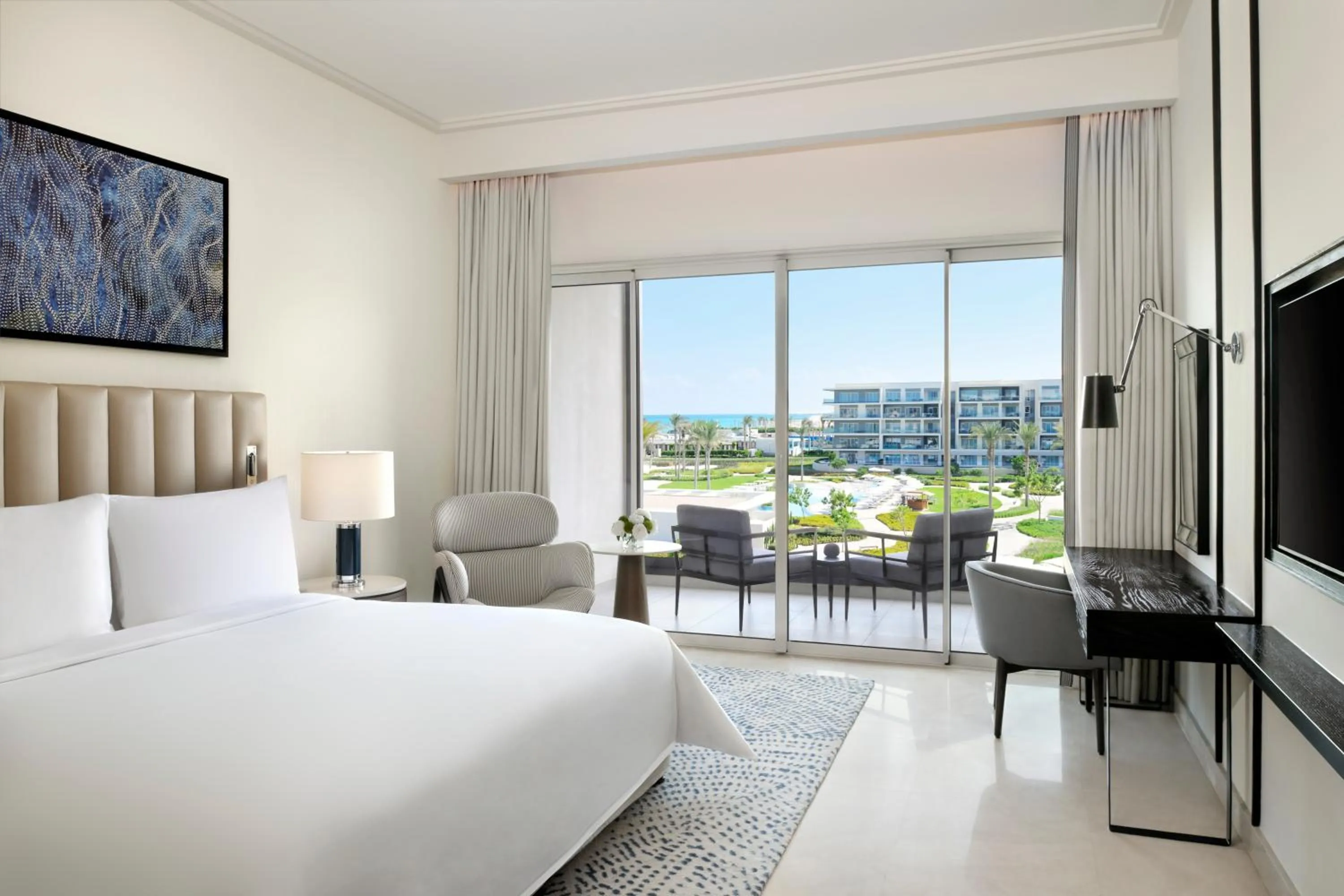 Bedroom, Bed in Address Beach Resort Marassi