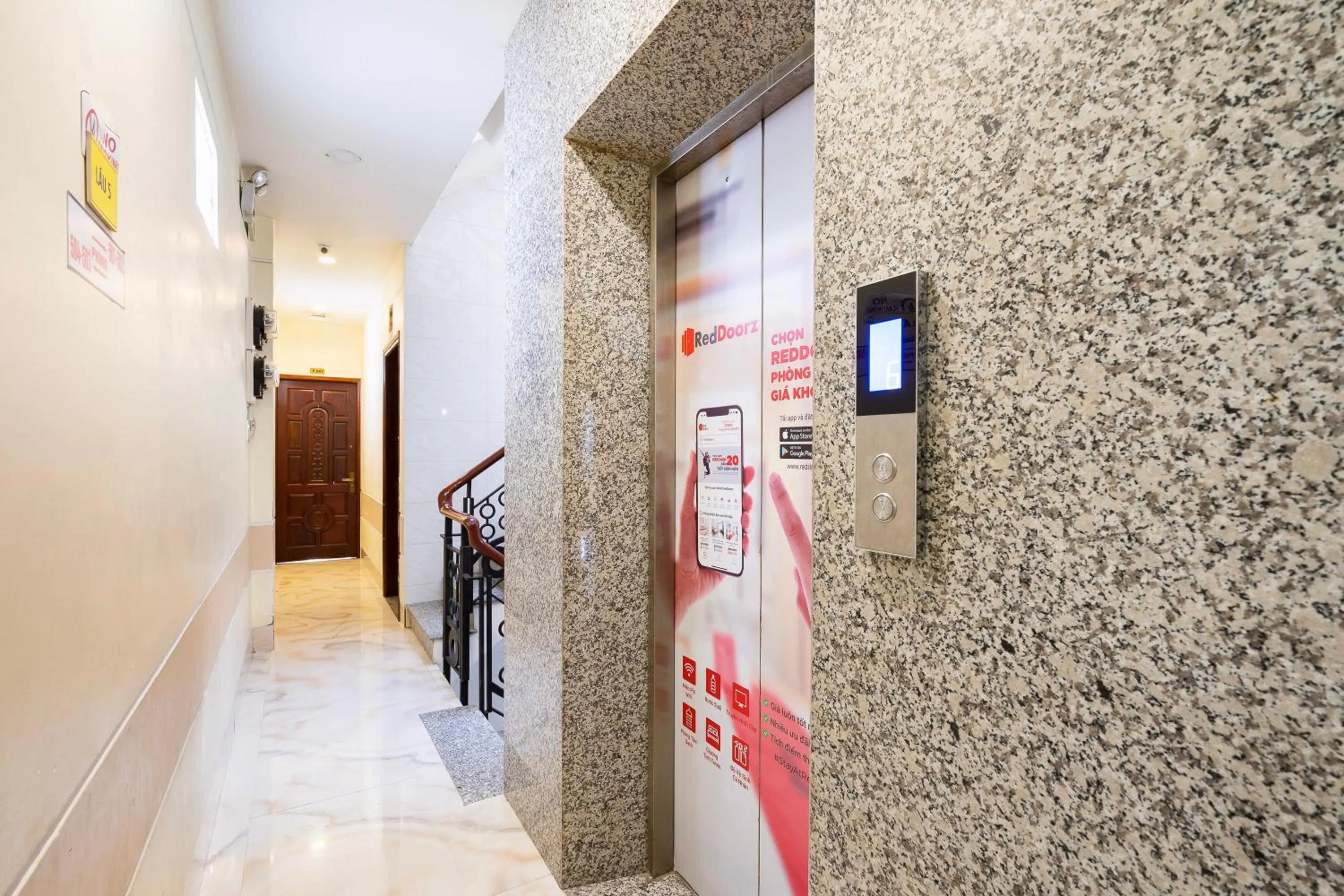 Mai Phương - RUBY SAIGON HOTEL