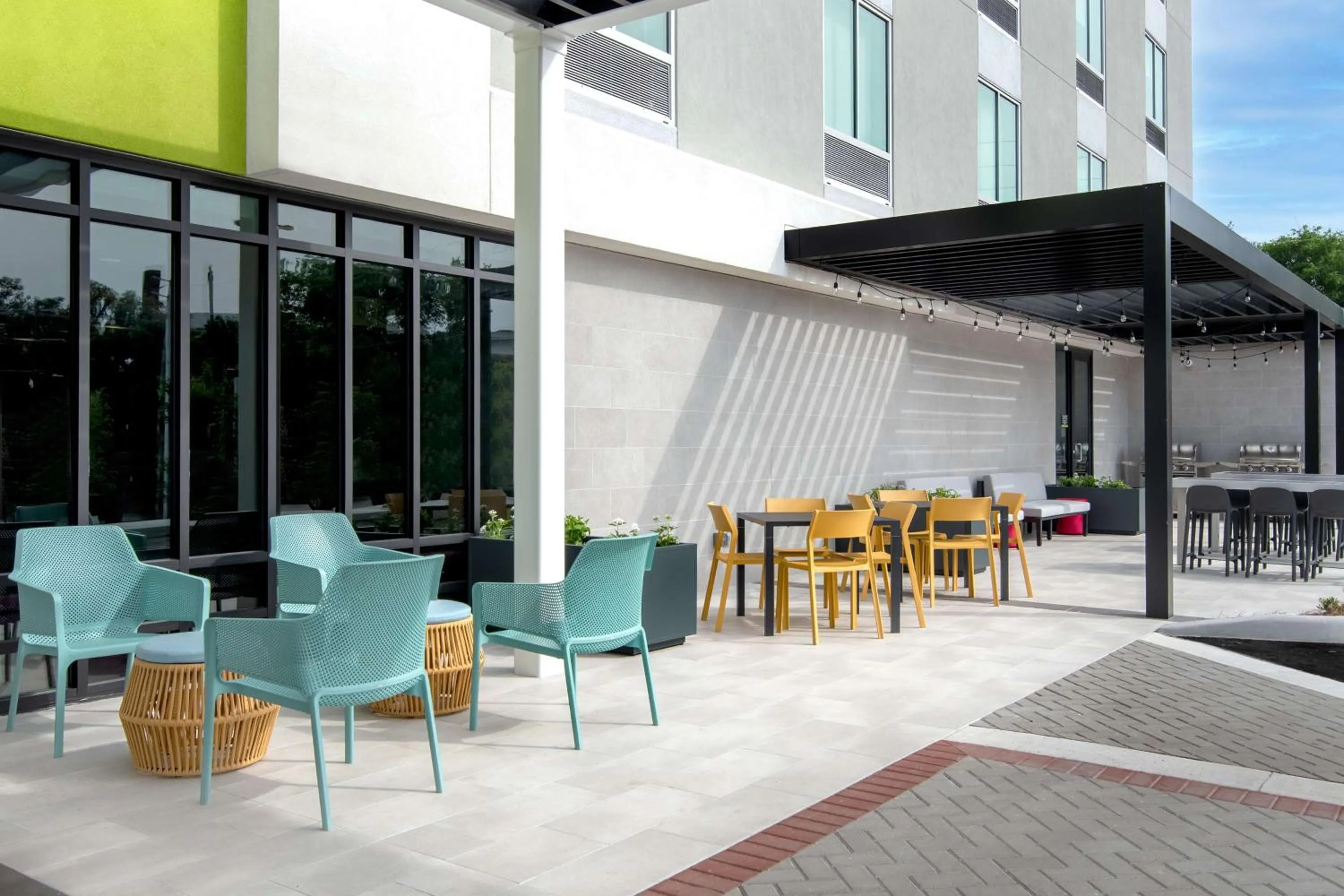 Patio in Home2 Suites By Hilton Jacksonville Downtown