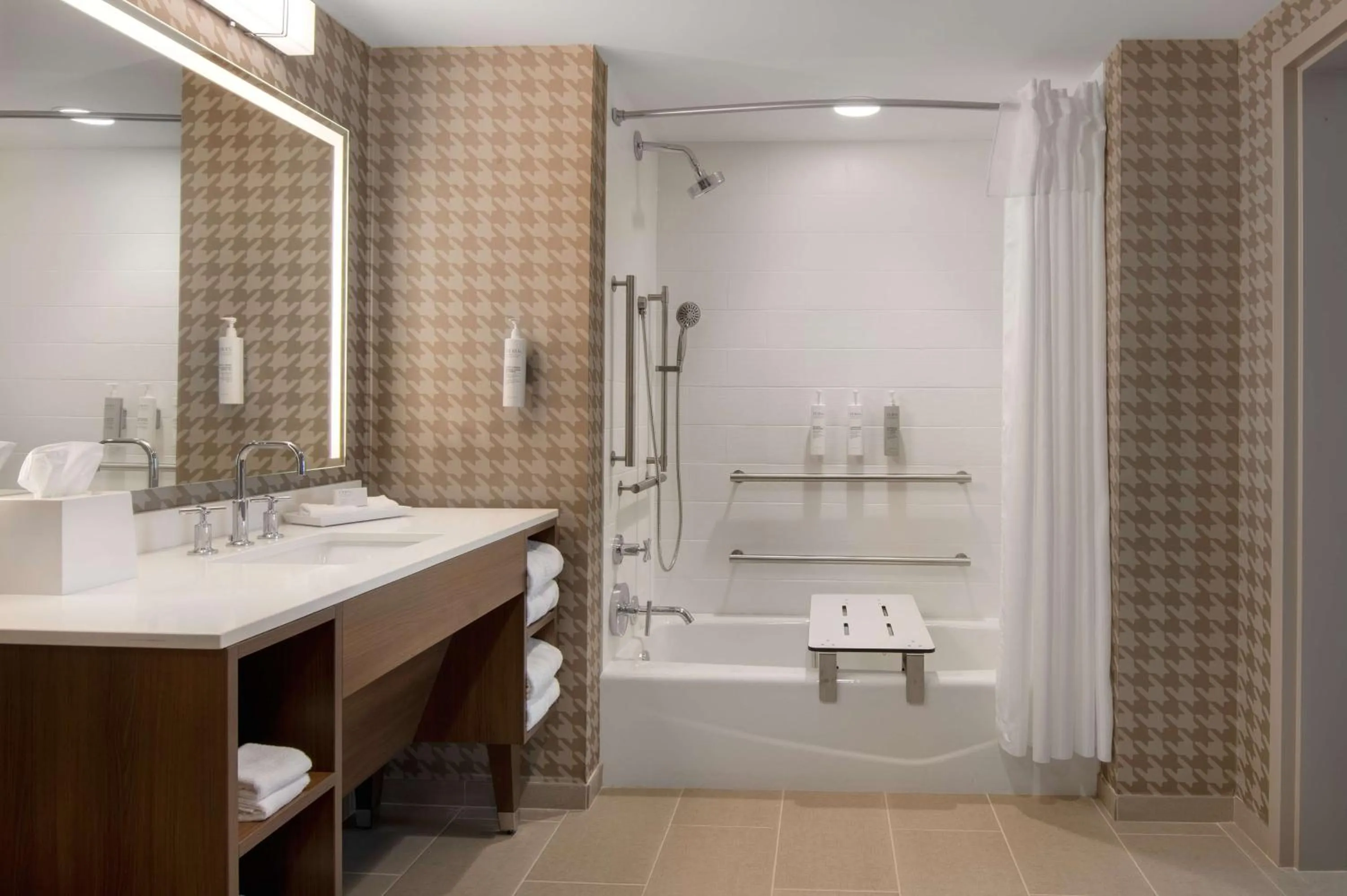 Bathroom in Home2 Suites By Hilton Jacksonville Downtown