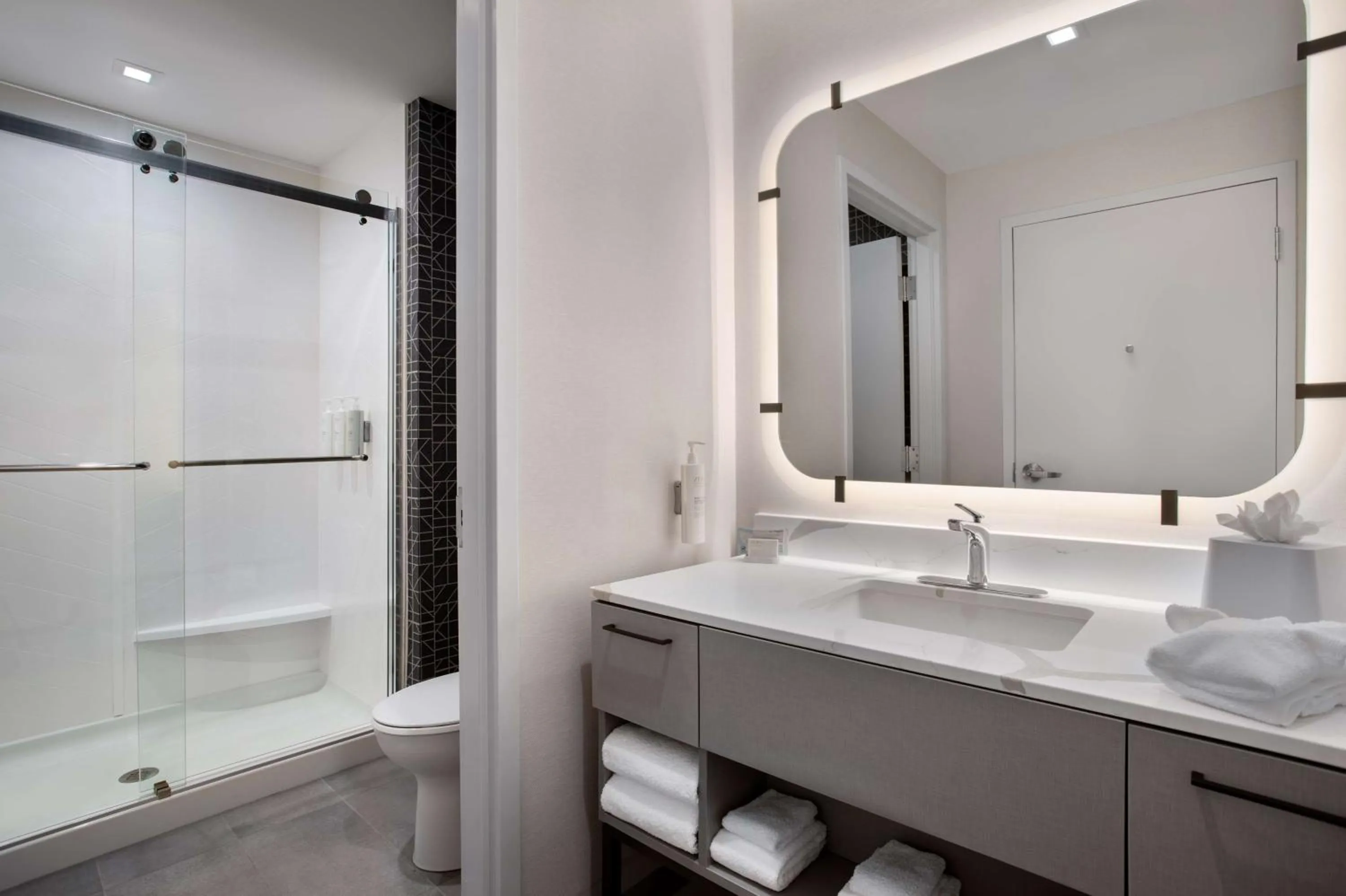 Bathroom in Homewood Suites By Hilton Missoula