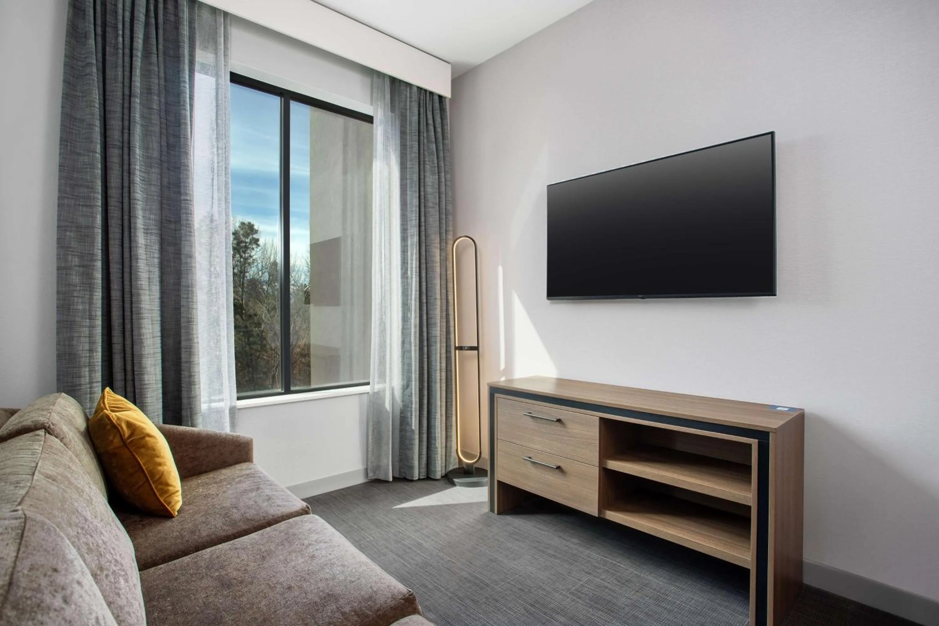 Living room in Homewood Suites By Hilton Missoula