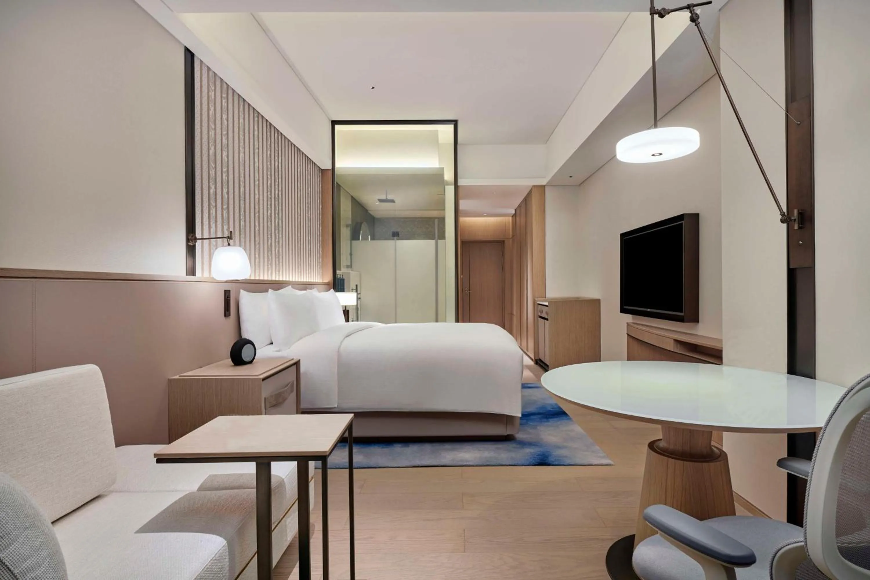 Living room, Bed in DoubleTree by Hilton Zhuhai Hengqin