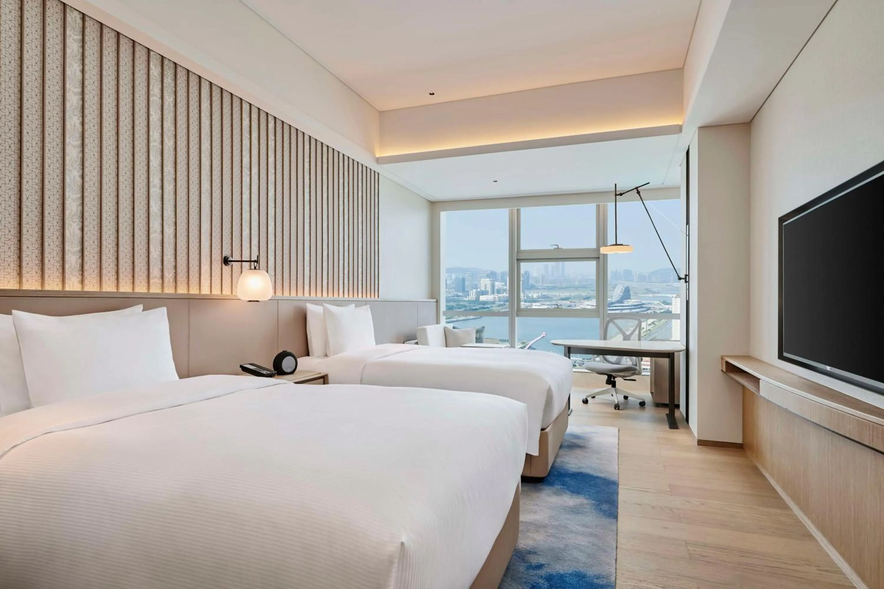 Bed in DoubleTree by Hilton Zhuhai Hengqin