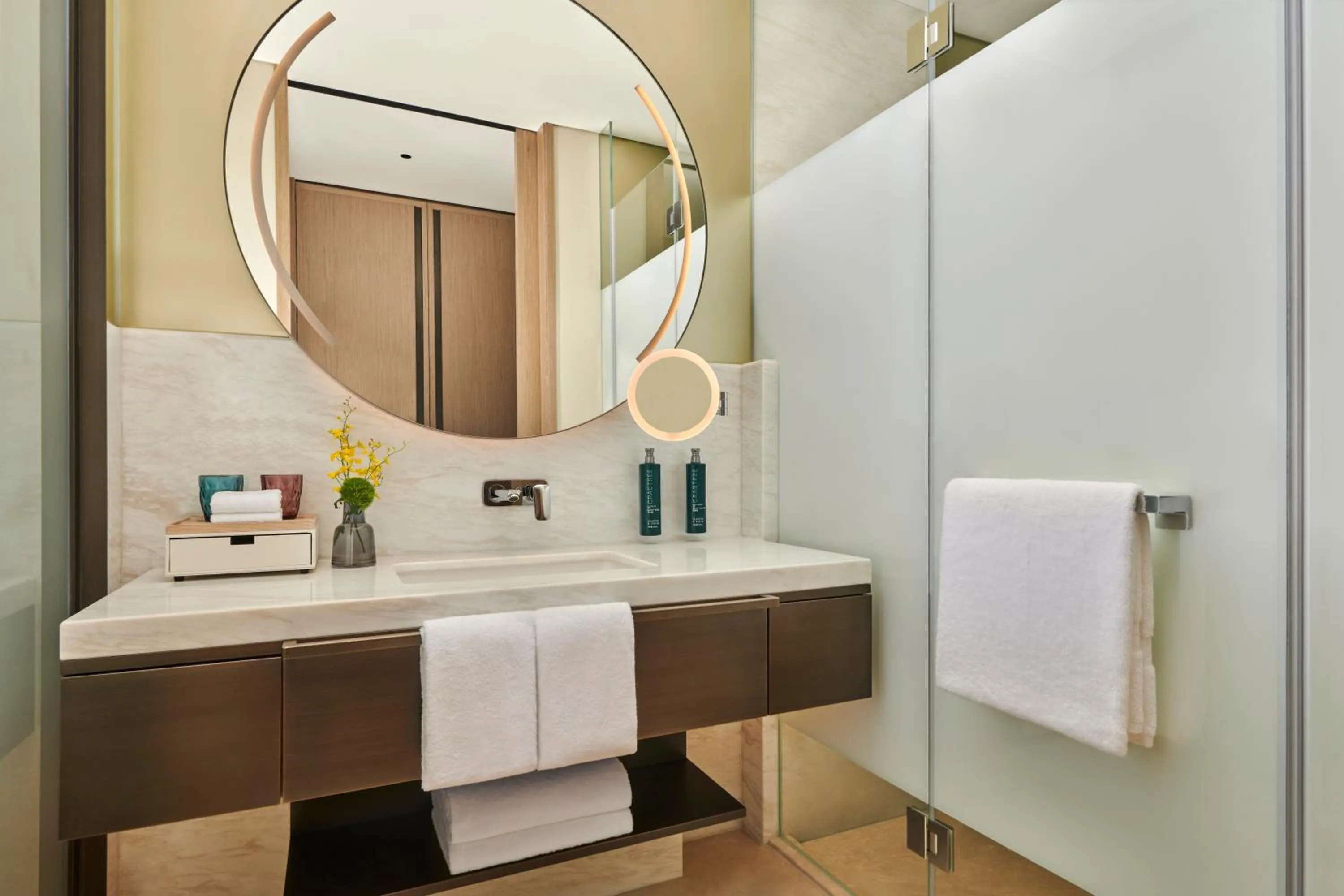 Bathroom in DoubleTree by Hilton Zhuhai Hengqin