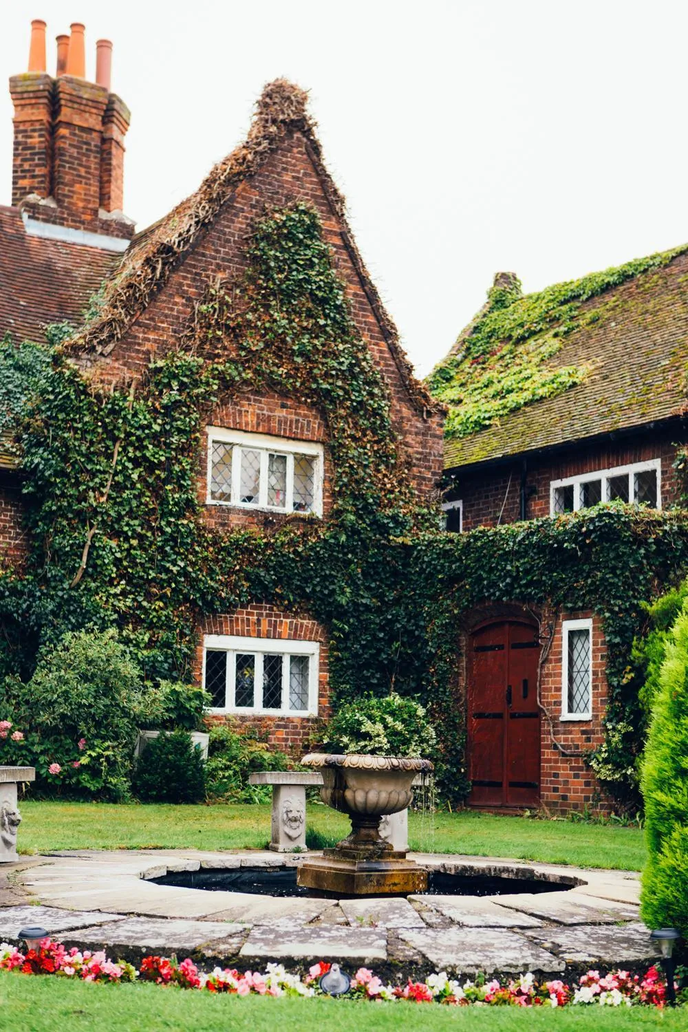 Garden in voco Letchworth Hall by IHG