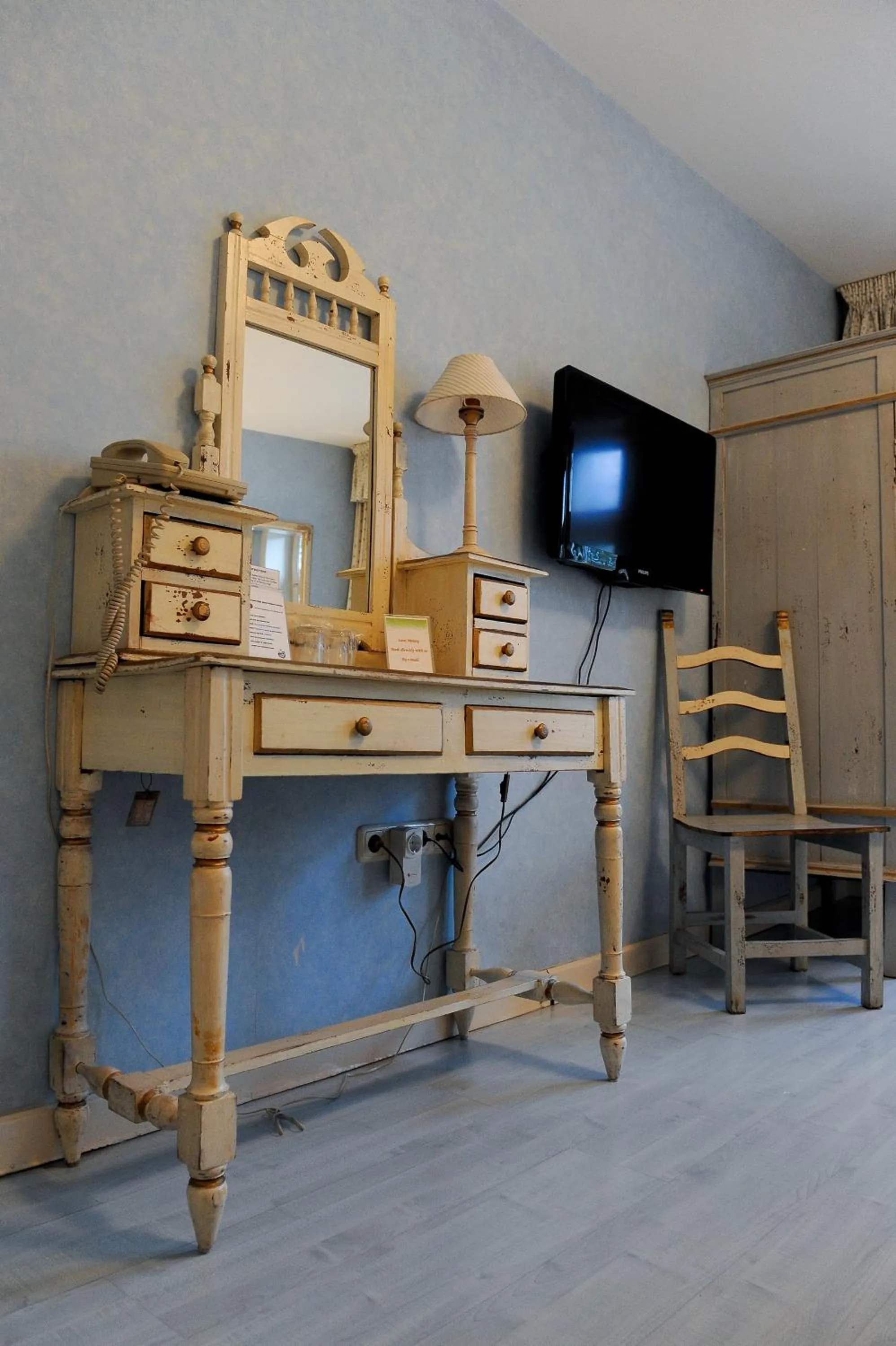 TV and multimedia in Imperial Hotel Amsterdam