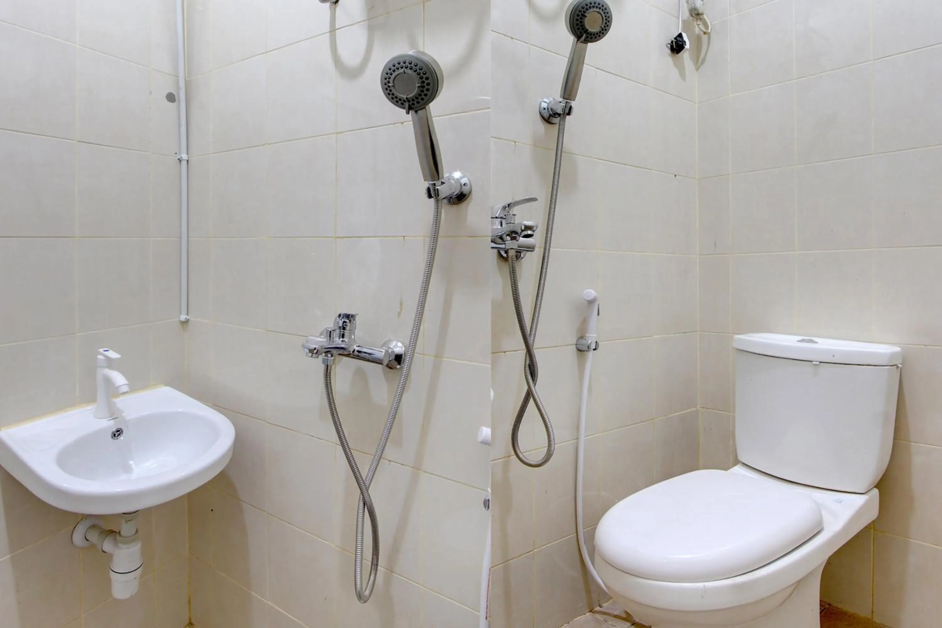 Bathroom in OYO Life 92812 Galih Kostel 2 Syariah