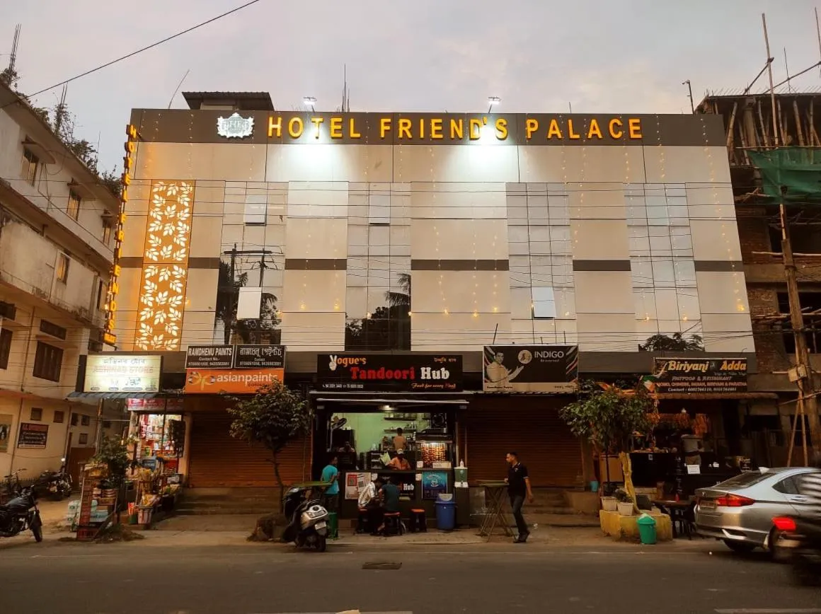 Property building in Hotel Friends Palace