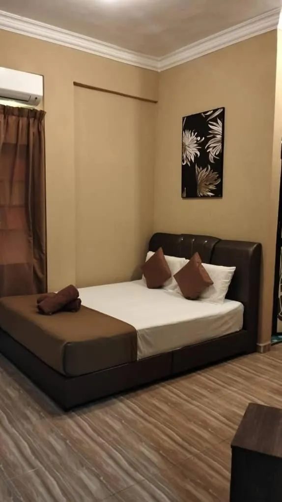 Bed in Perhentian Mama's