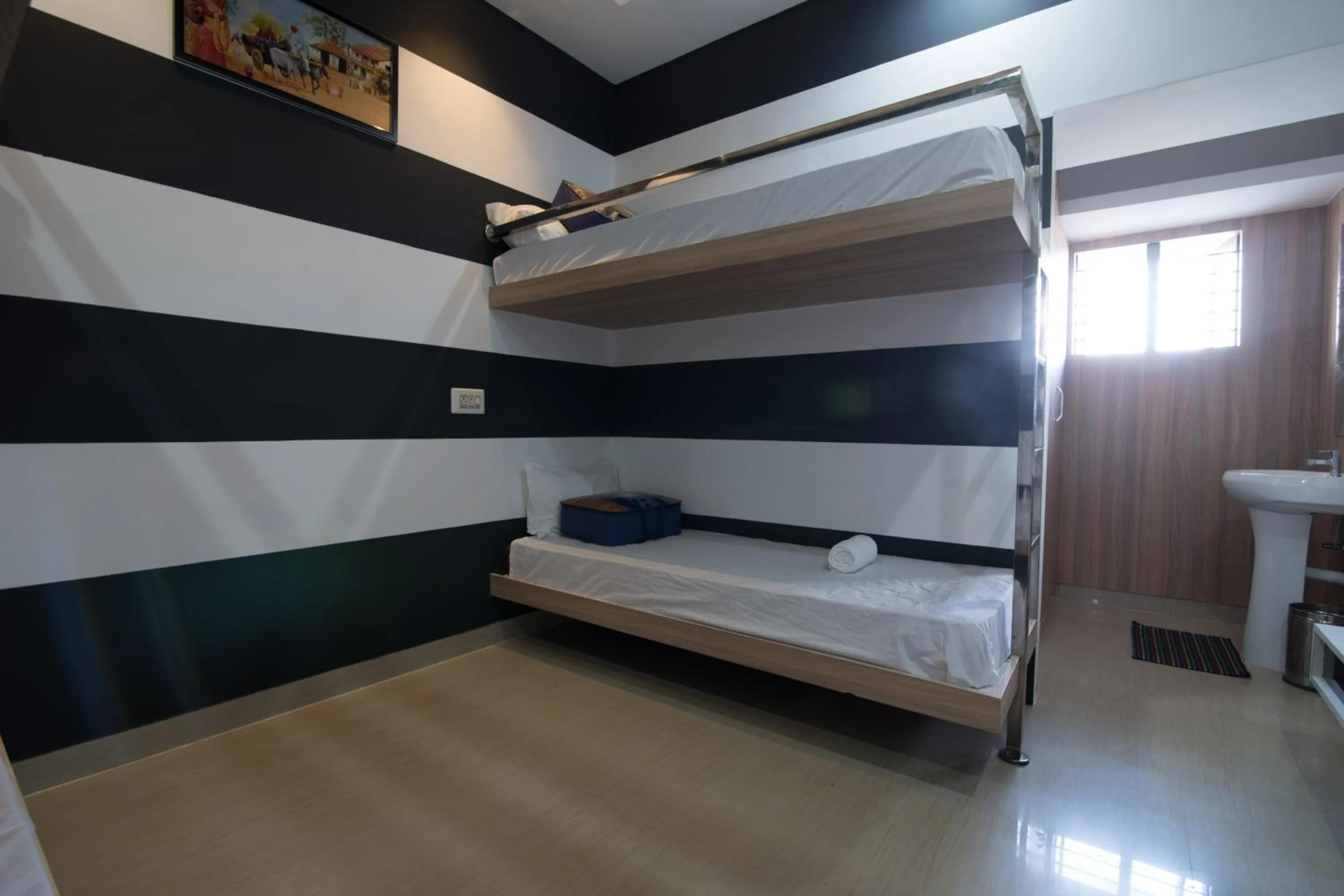 bunk bed, Bed in Kanasu StayHome