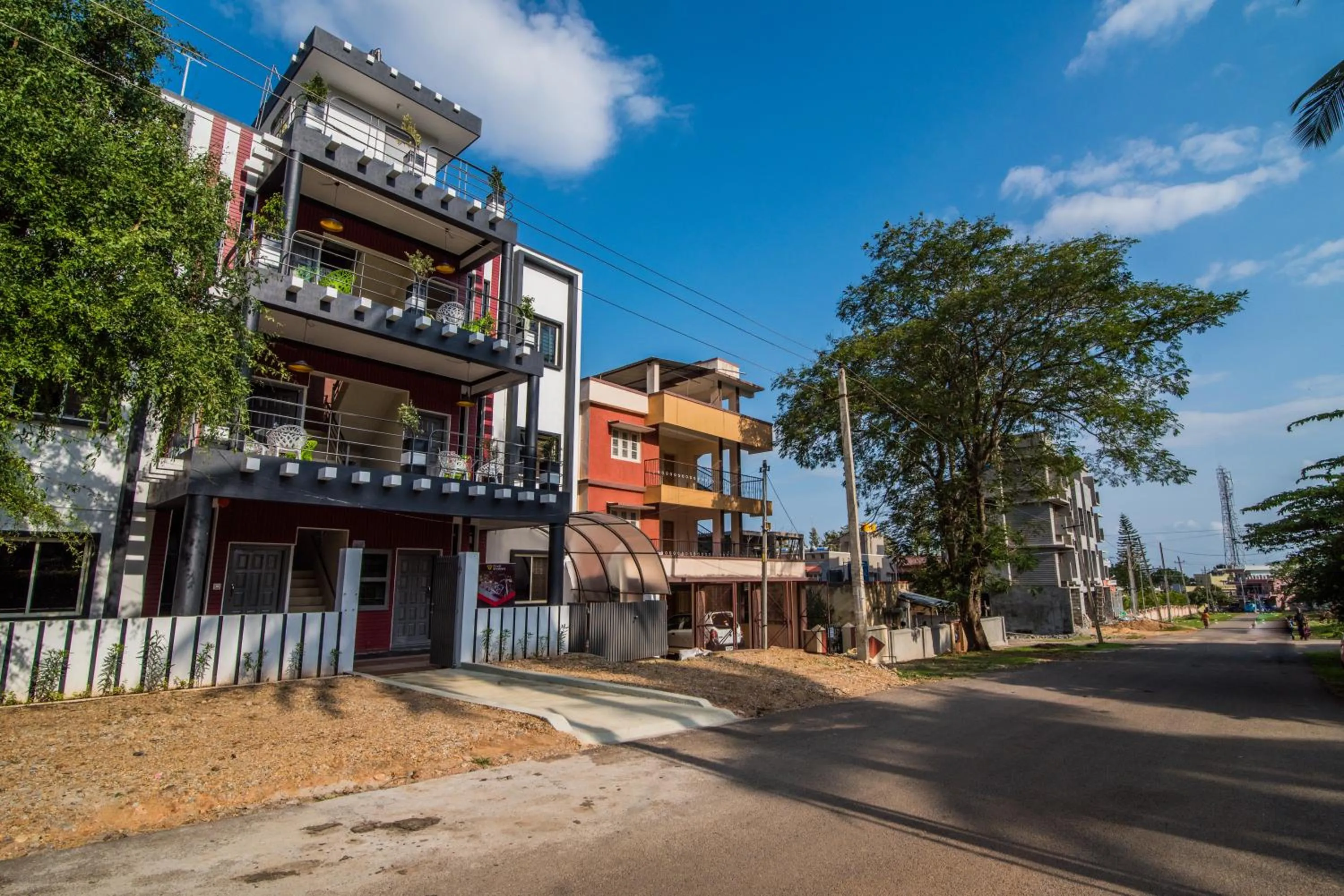 Property building in Kanasu StayHome