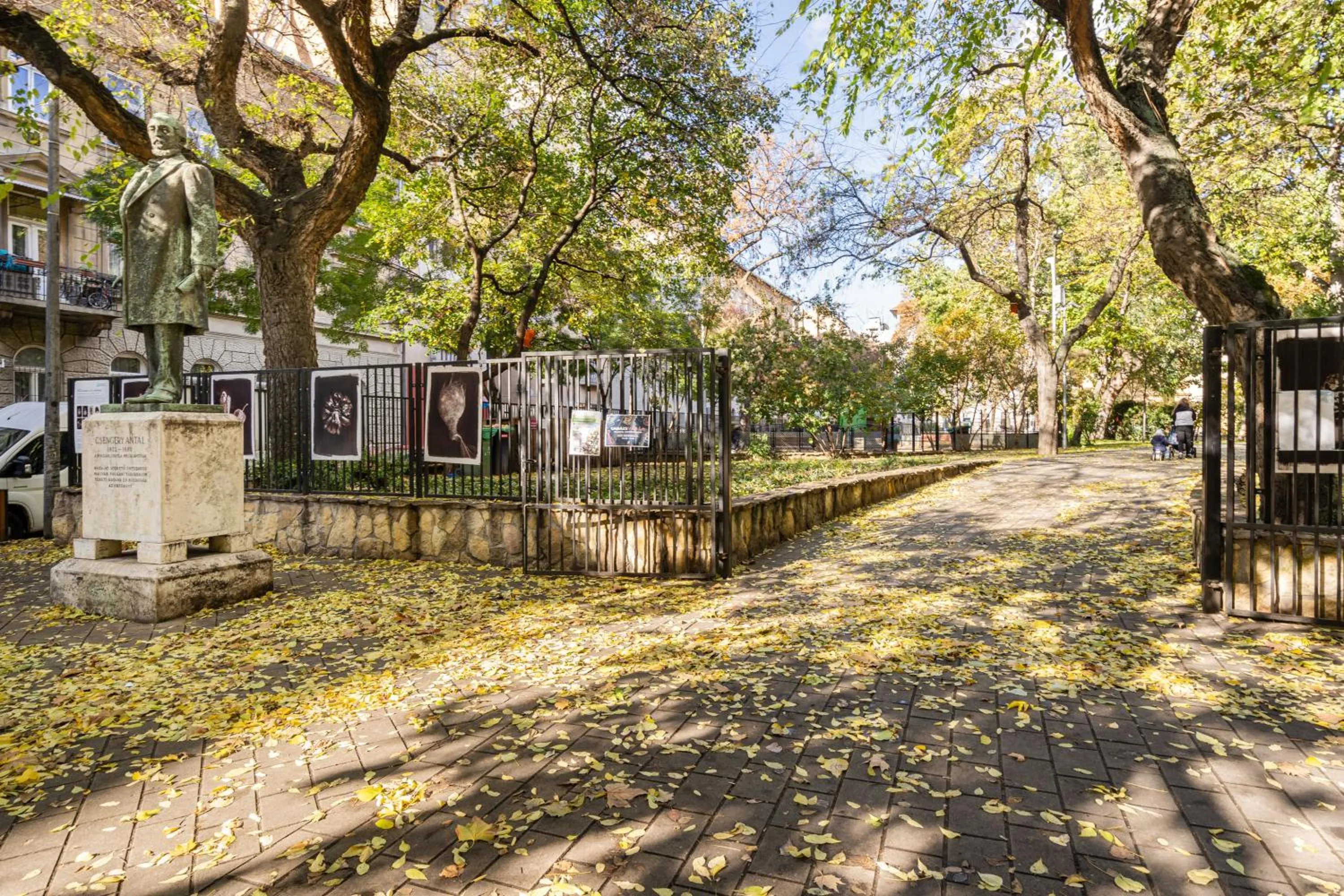 Neighbourhood in MyElegance Downtown Apartment Free Parking