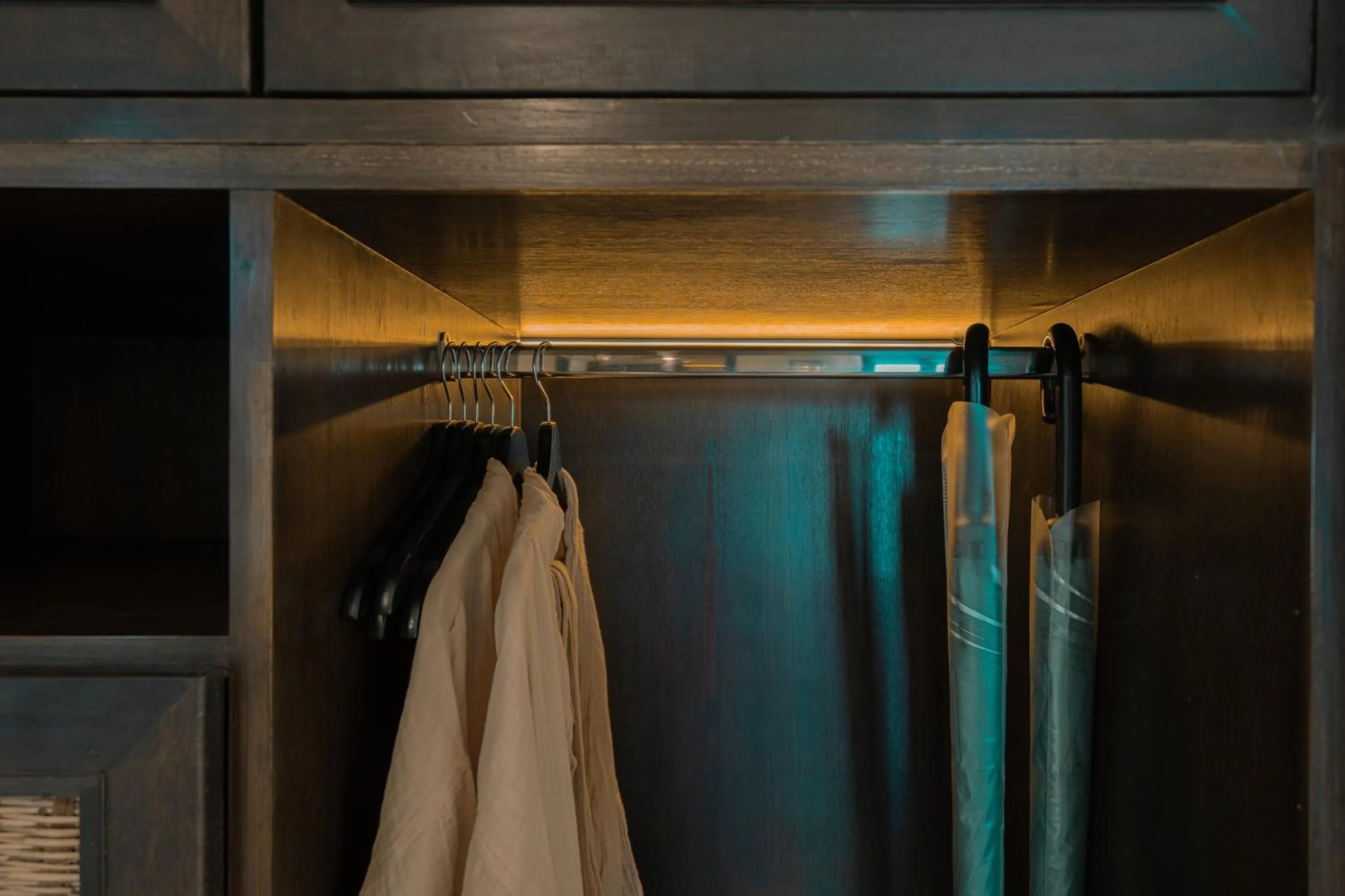 wardrobe in Samed Tamarind Beach Resort