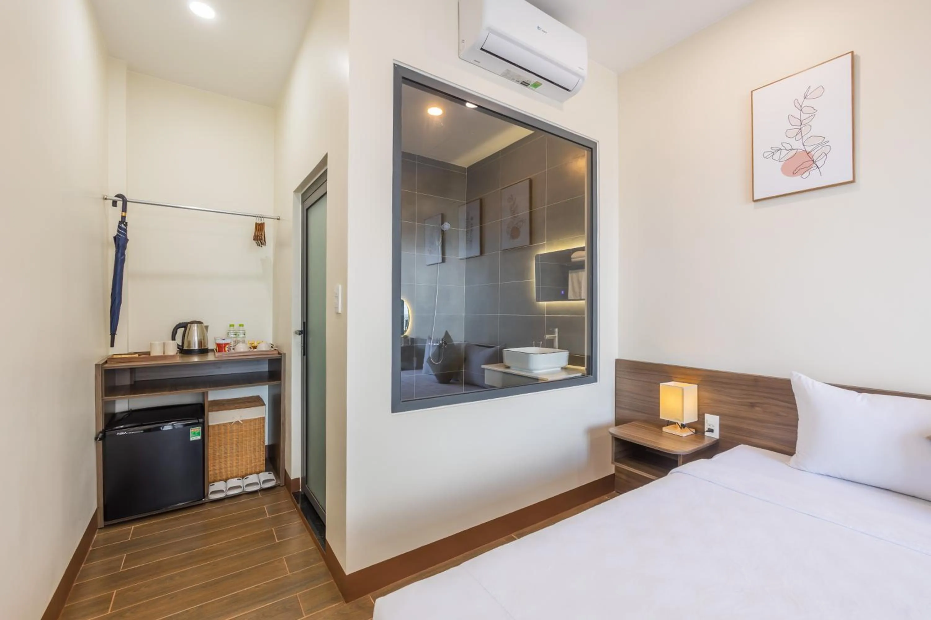 Photo of the whole room, Bed in Wave Sound Beach House Phu Quoc