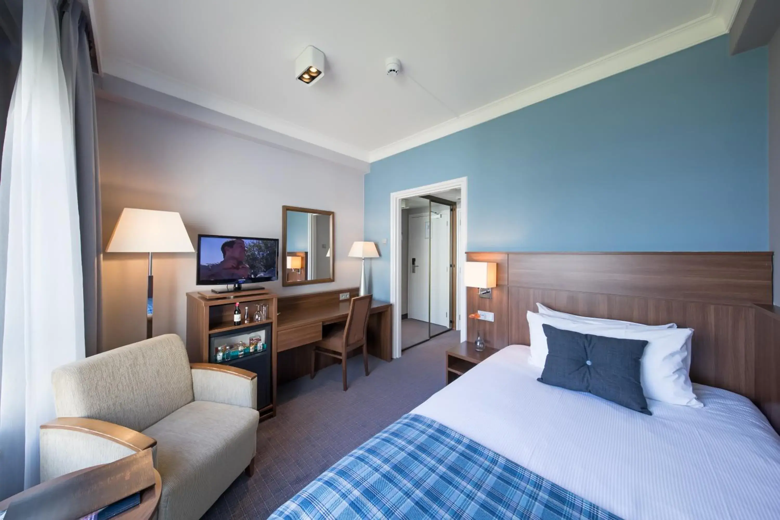 Single Room in Bilderberg Parkhotel Rotterdam Single Room in Bilderberg Parkhotel Rotterdam