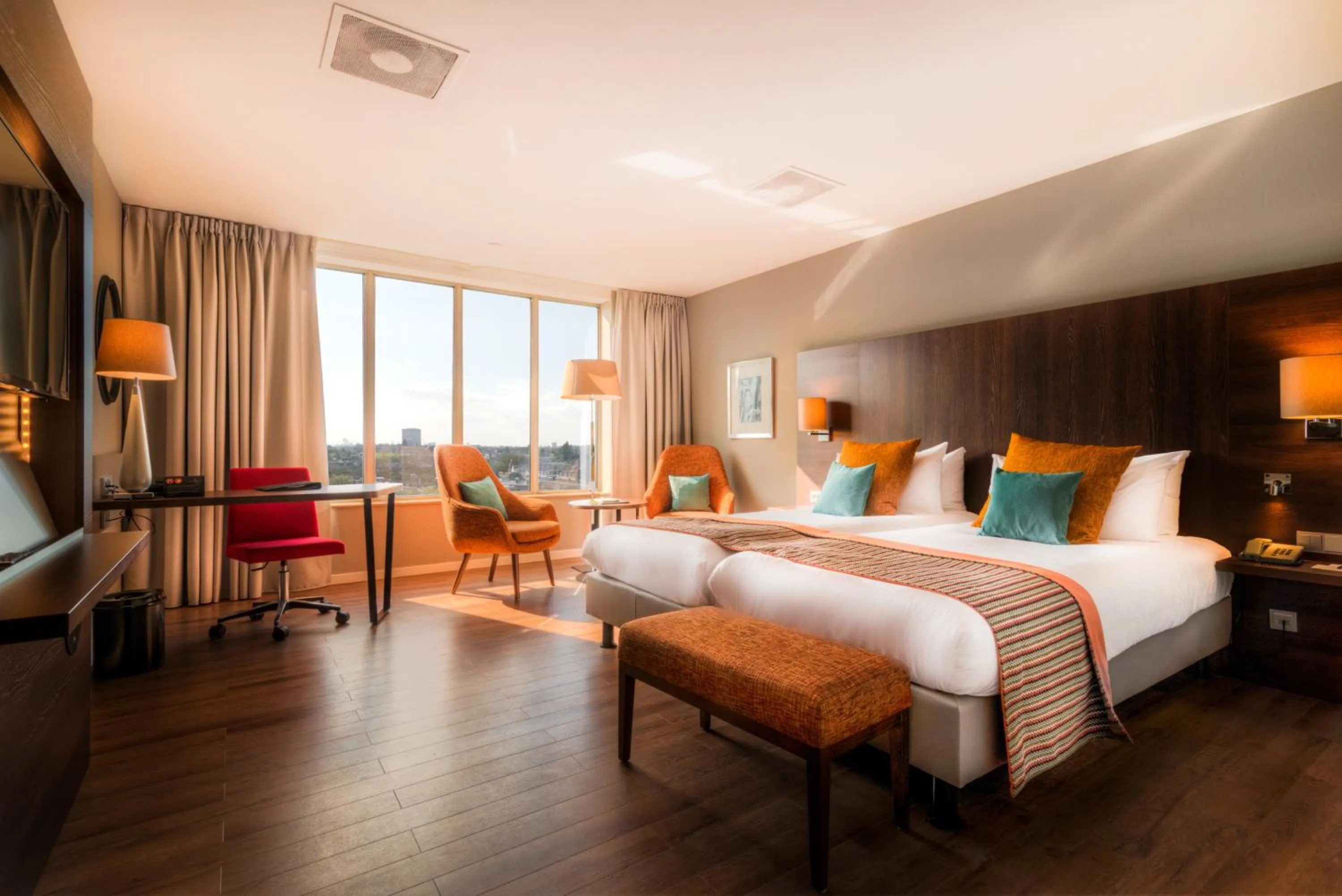 Photo of the whole room, Bed in Bilderberg Parkhotel Rotterdam