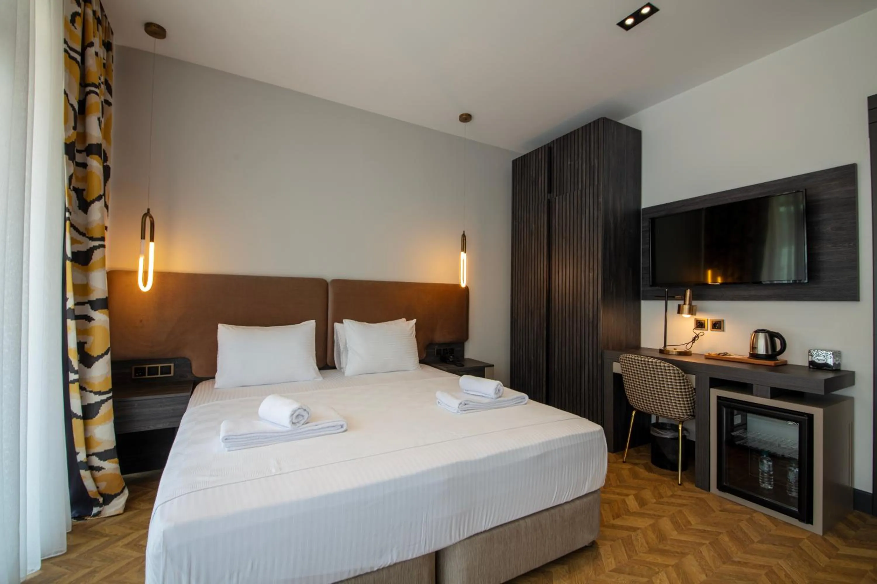 TV and multimedia, Bed in V Center Hotel