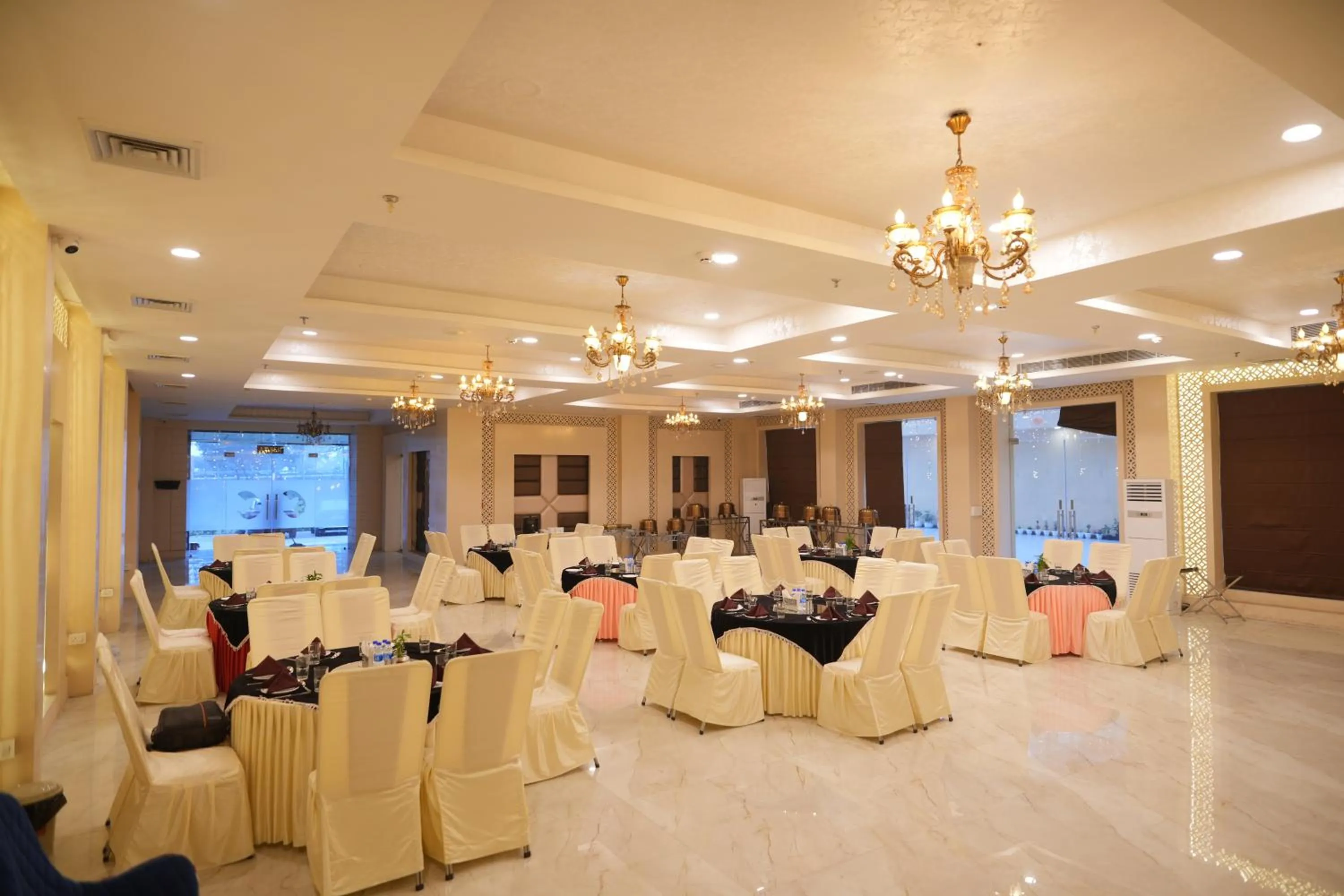 Banquet/Function facilities in Comfort Inn Karnal