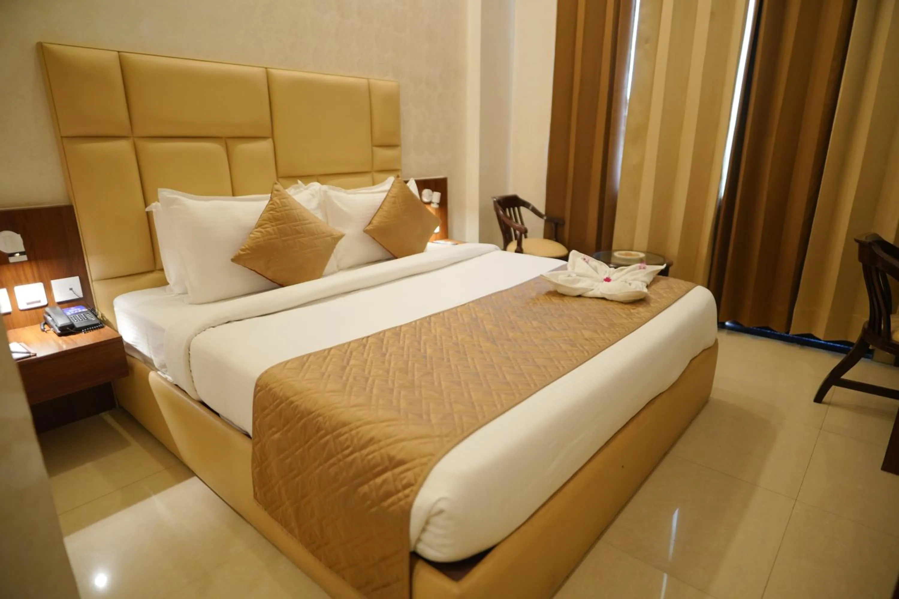 Bedroom in Comfort Inn Karnal