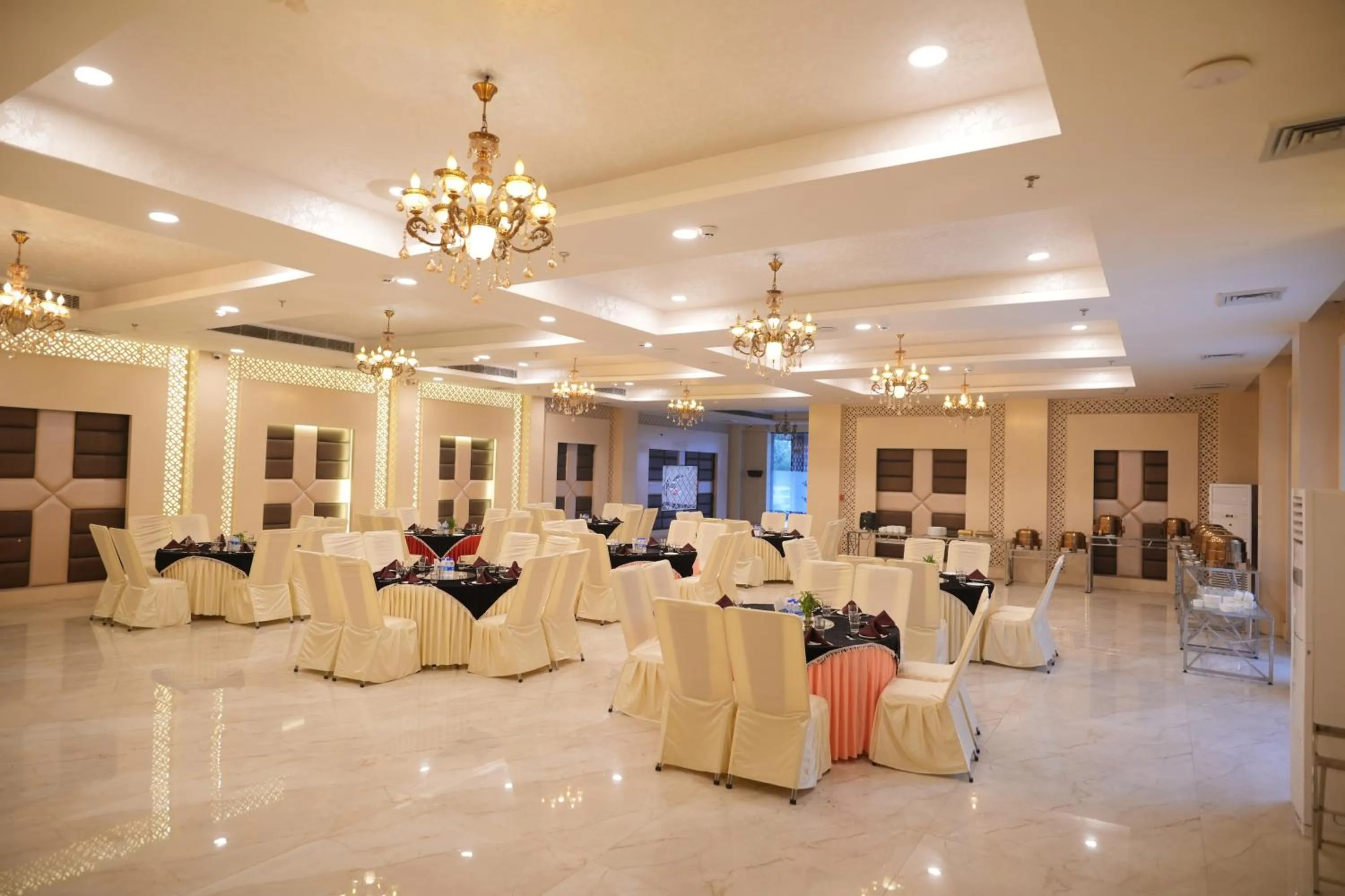 Meeting/conference room in Comfort Inn Karnal